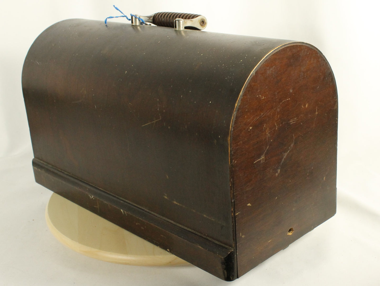 Antique 1923 Singer Model 128-3 "Red Eye" Sewing Machine with Case and Buttonholer Attachment