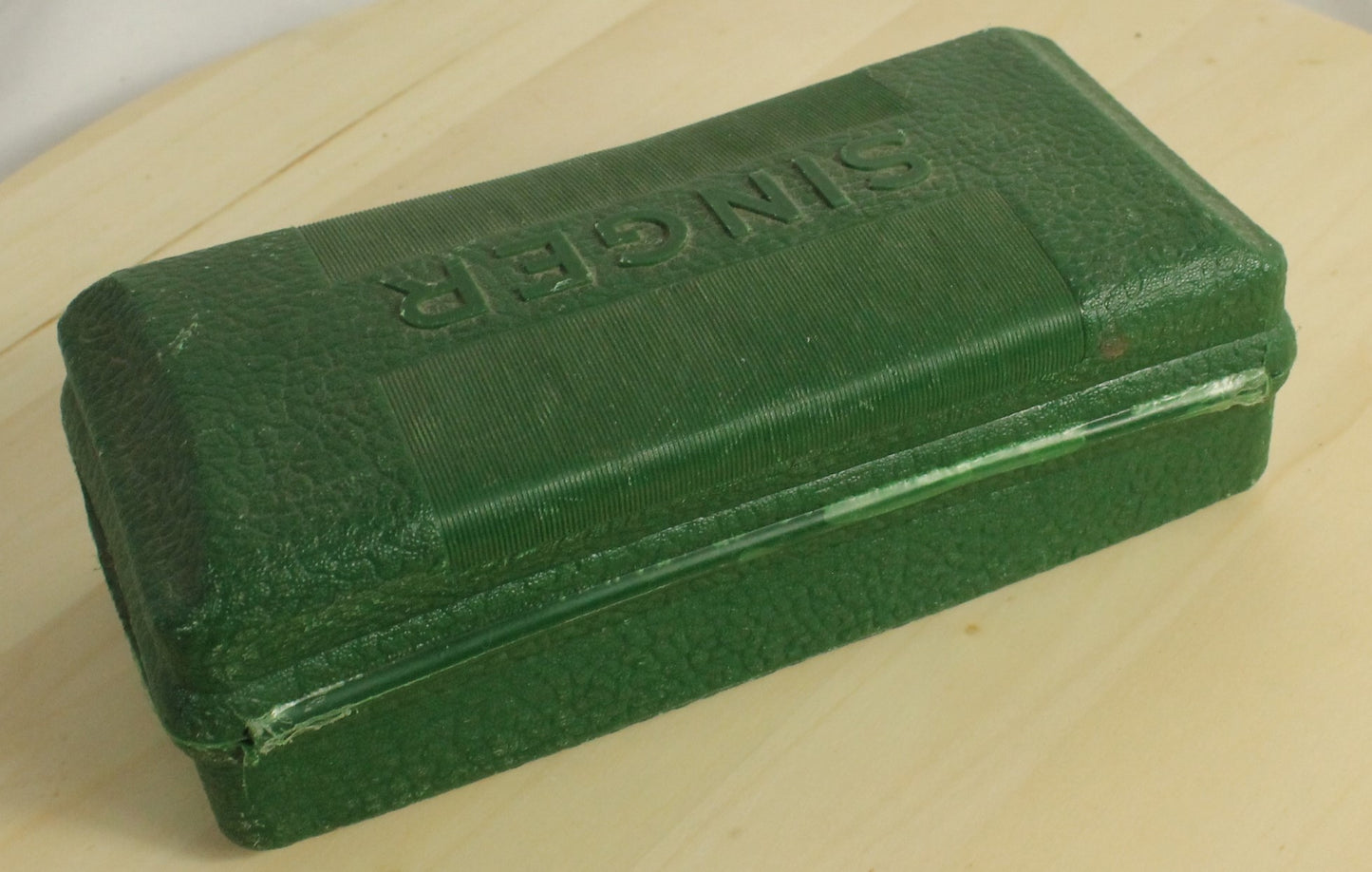 Antique 1923 Singer Model 128-3 "Red Eye" Sewing Machine with Case and Buttonholer Attachment