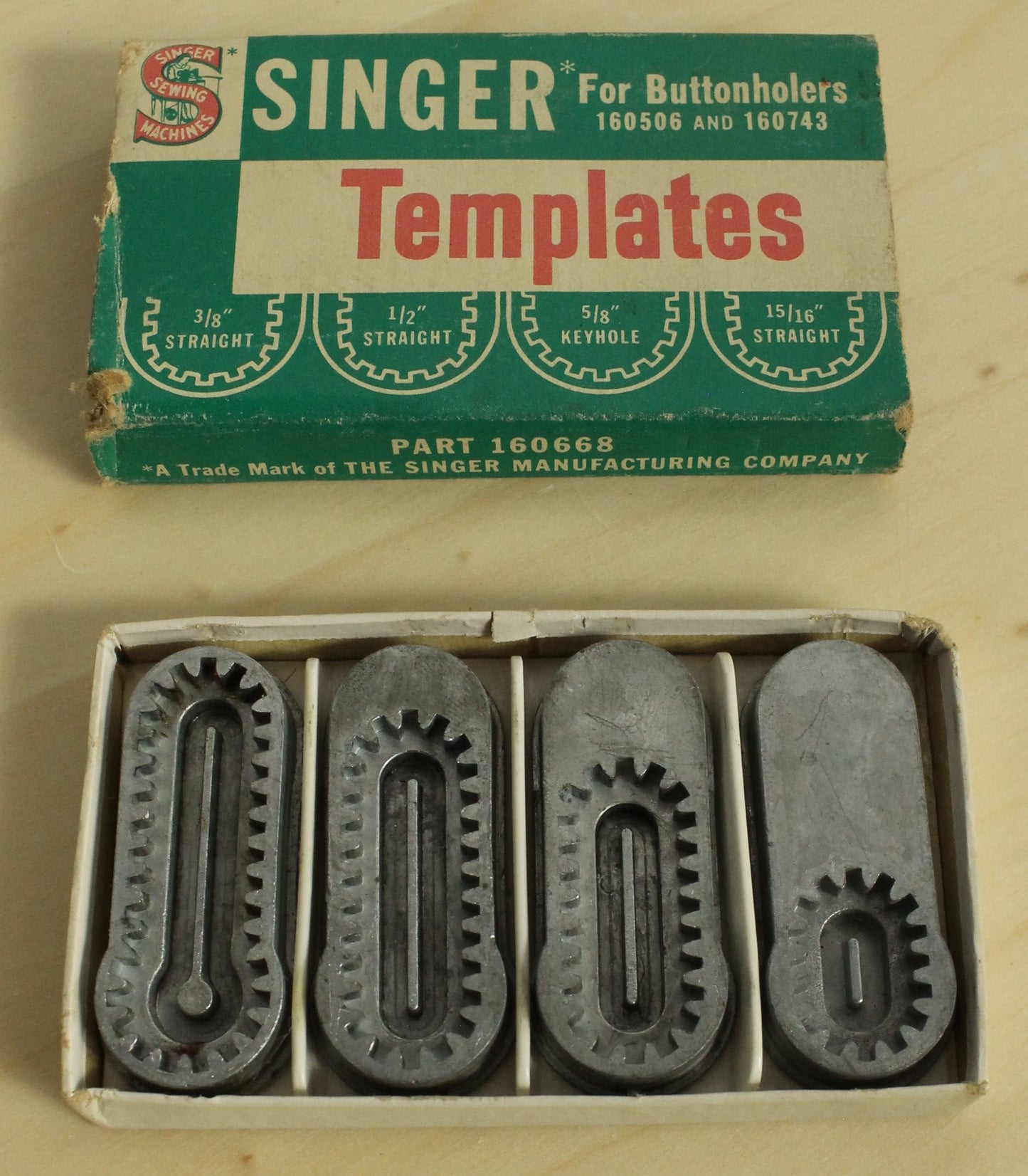 Antique 1923 Singer Model 128-3 "Red Eye" Sewing Machine with Case and Buttonholer Attachment