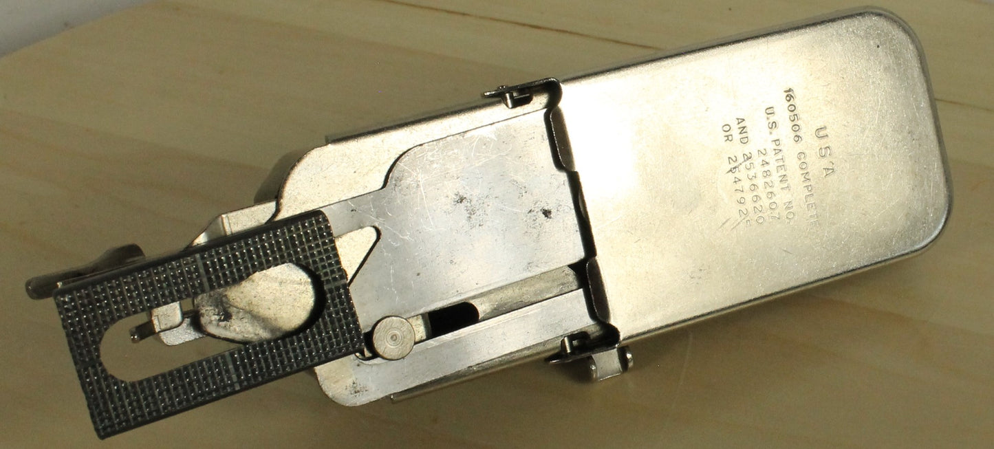 Antique 1923 Singer Model 128-3 "Red Eye" Sewing Machine with Case and Buttonholer Attachment