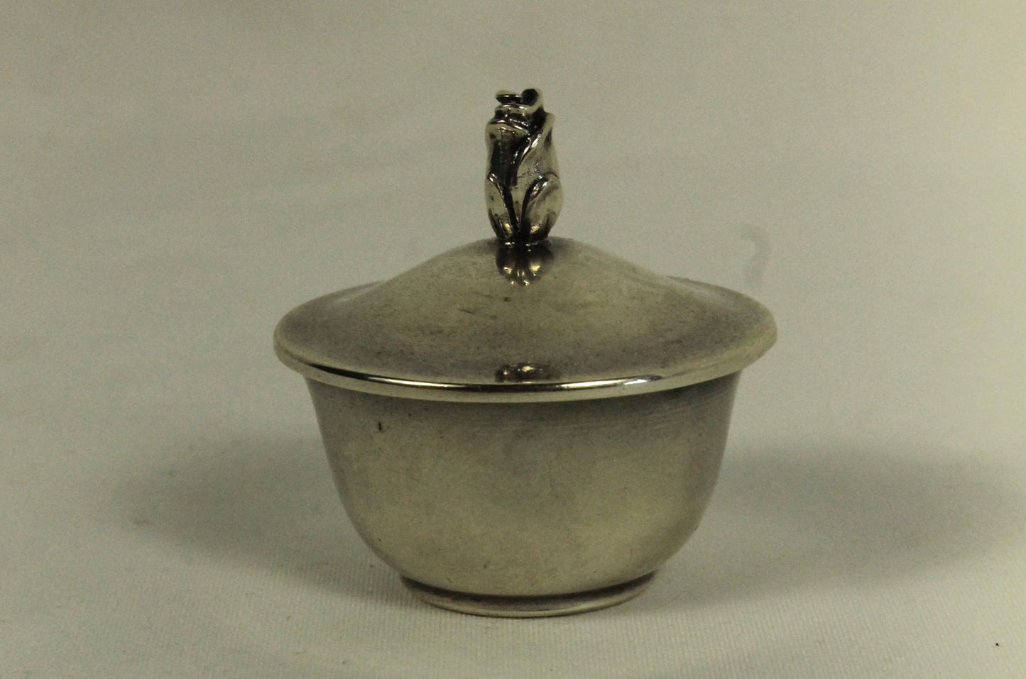 Unauthenticated Antique Tiffany & Co. Makers Sterling Box with Floral Finial - Gilded Interior, Pattern 23764