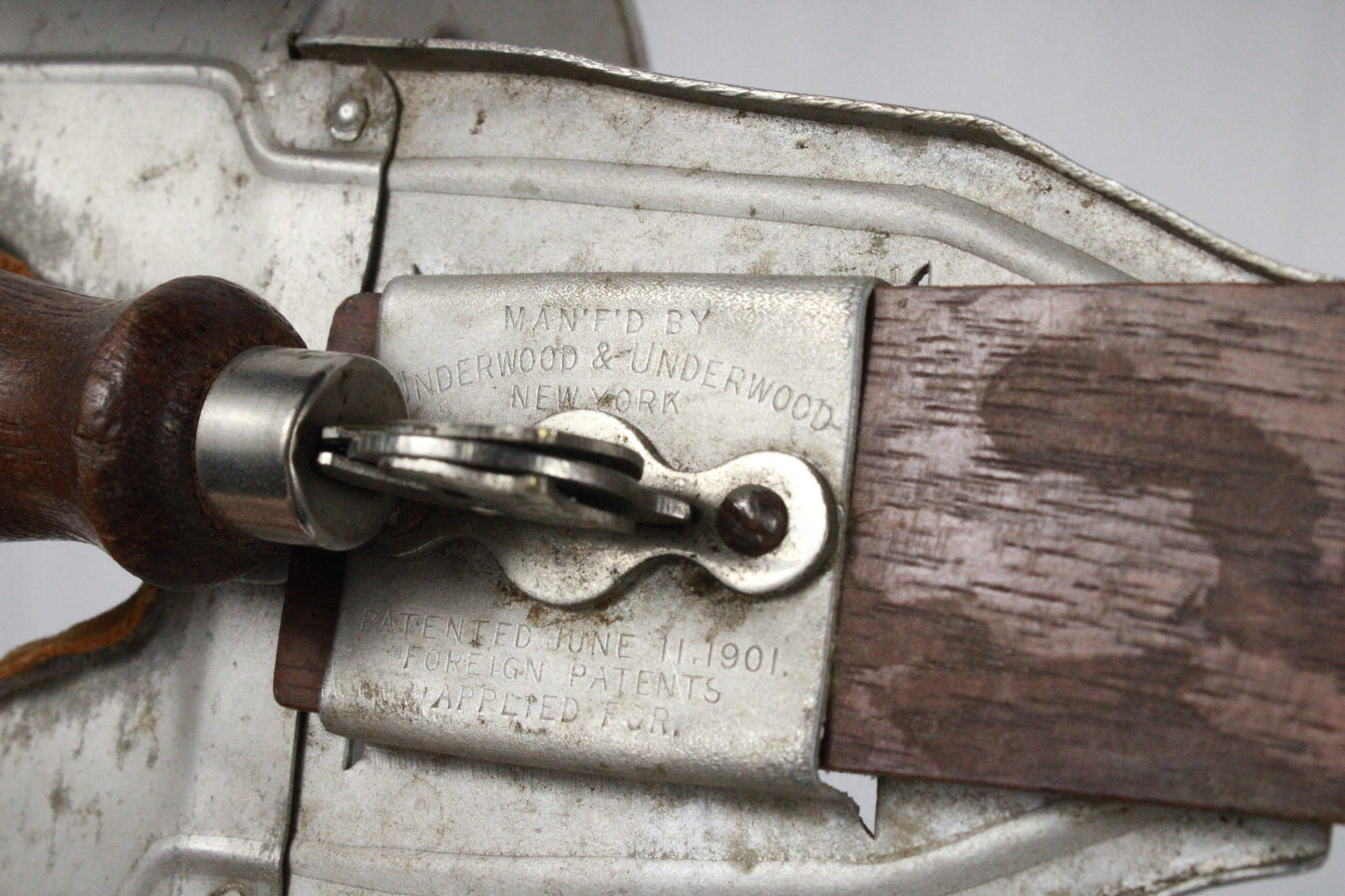 Antique Underwood & Underwood Stereoscope (Patented 1901)