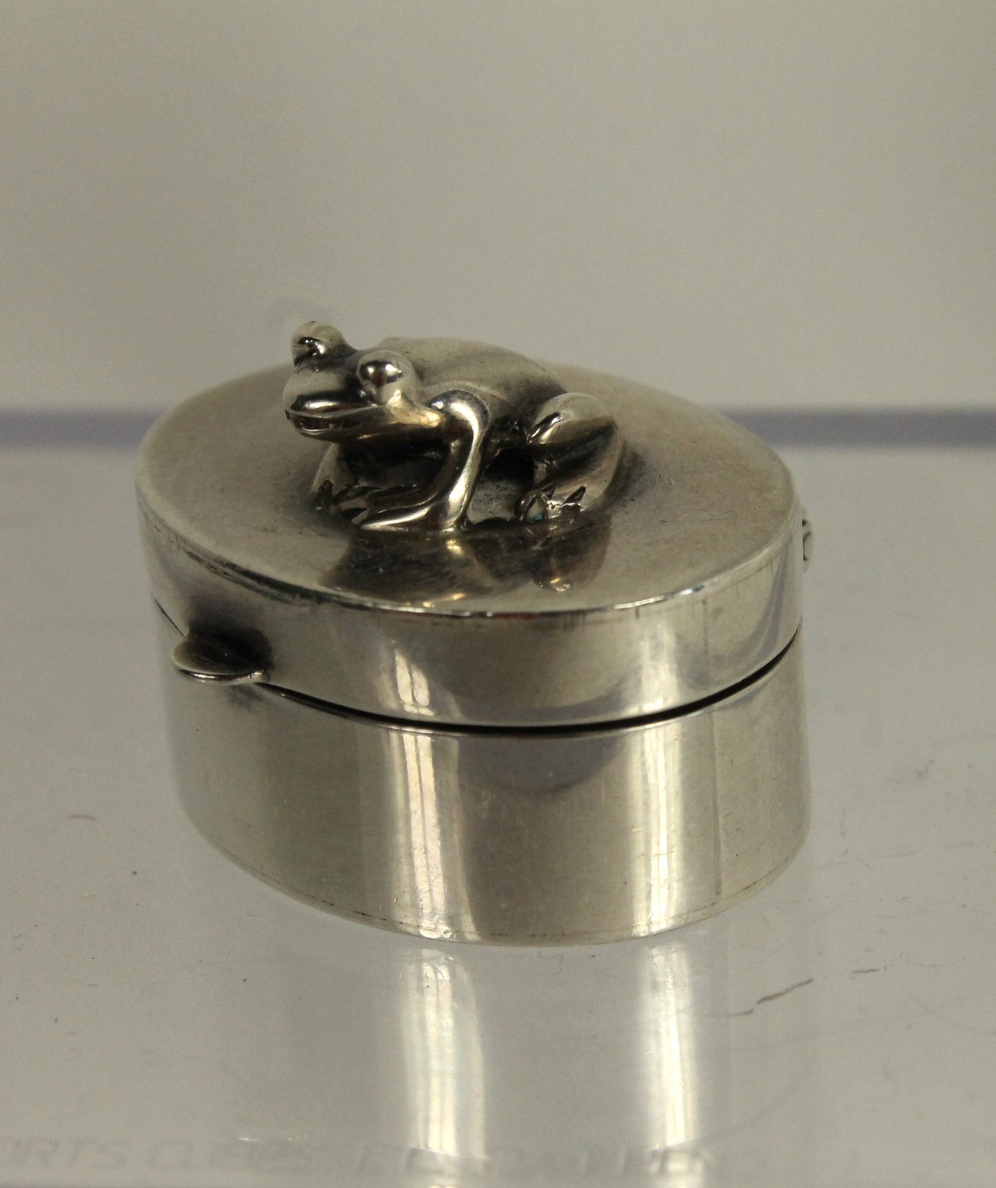Sterling Silver Frog Pill Box or Trinket Box - Miniature Collectible Hinged Box