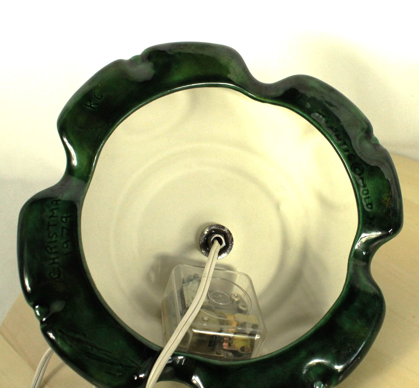 Vintage Atlantic Mold Ceramic Musical Christmas Tree - Dated 1979 (19.5" Tall)