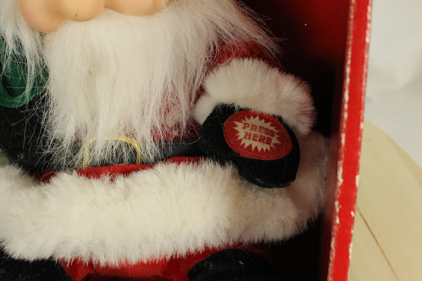 Animated "Jingle Bell Rock" Dancing and Singing Santa