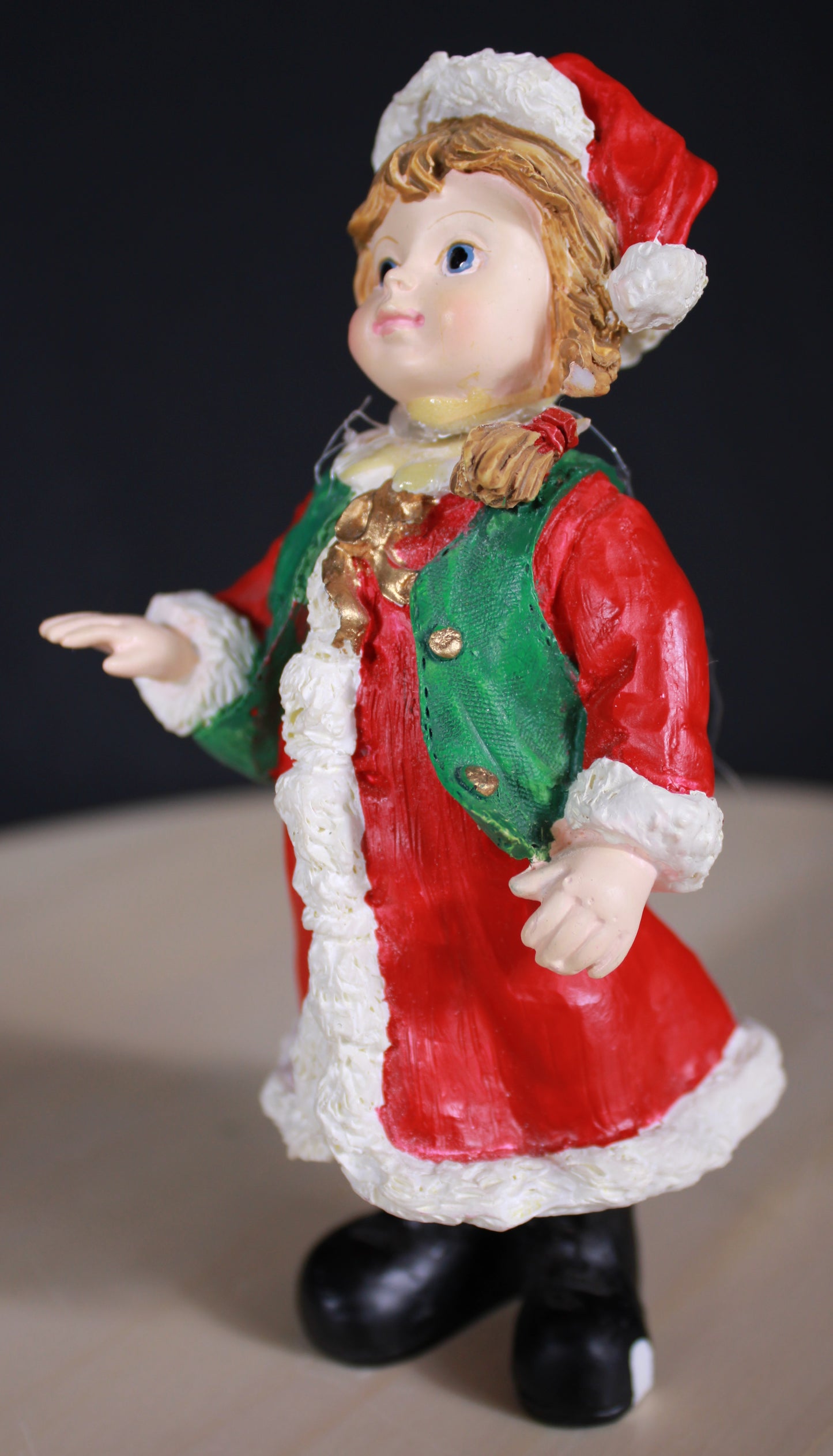 Heirloom Christmas Village: Kirkland Signature 11-Piece Fabric Mâché Santa Photo Scene