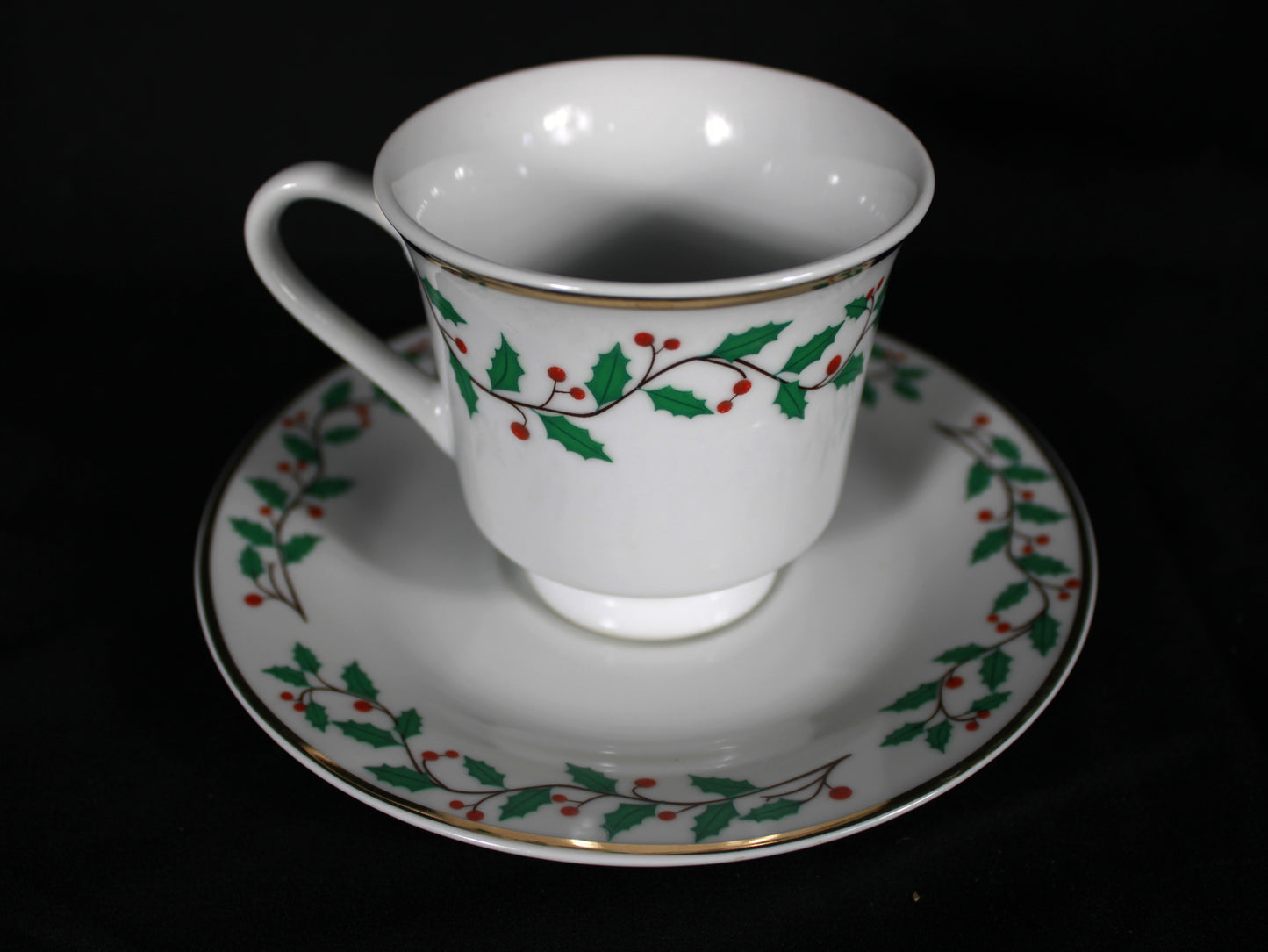 Elegant Christmas Holly Dinnerware and Flatware Set of 113 piece set