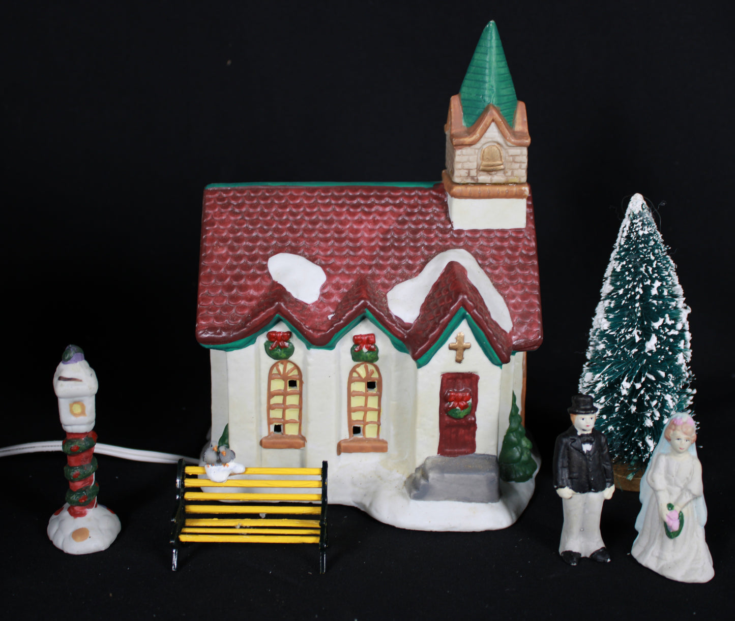 Instant Victorian Christmas Village! 5 Zellers Lighted Ceramic Sets (Open Boxes)