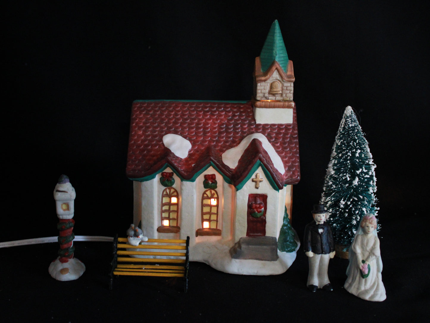 Instant Victorian Christmas Village! 5 Zellers Lighted Ceramic Sets (Open Boxes)