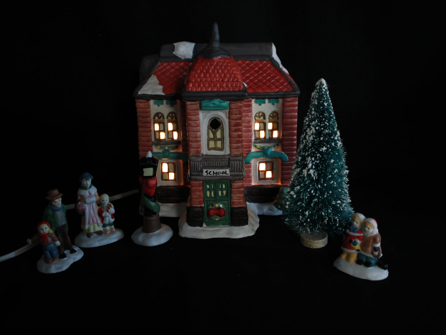 Instant Victorian Christmas Village! 5 Zellers Lighted Ceramic Sets (Open Boxes)