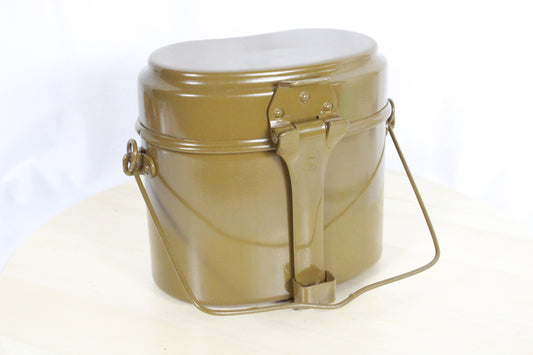 Authentic Soviet 1986 Military Aluminum Mess Kit
