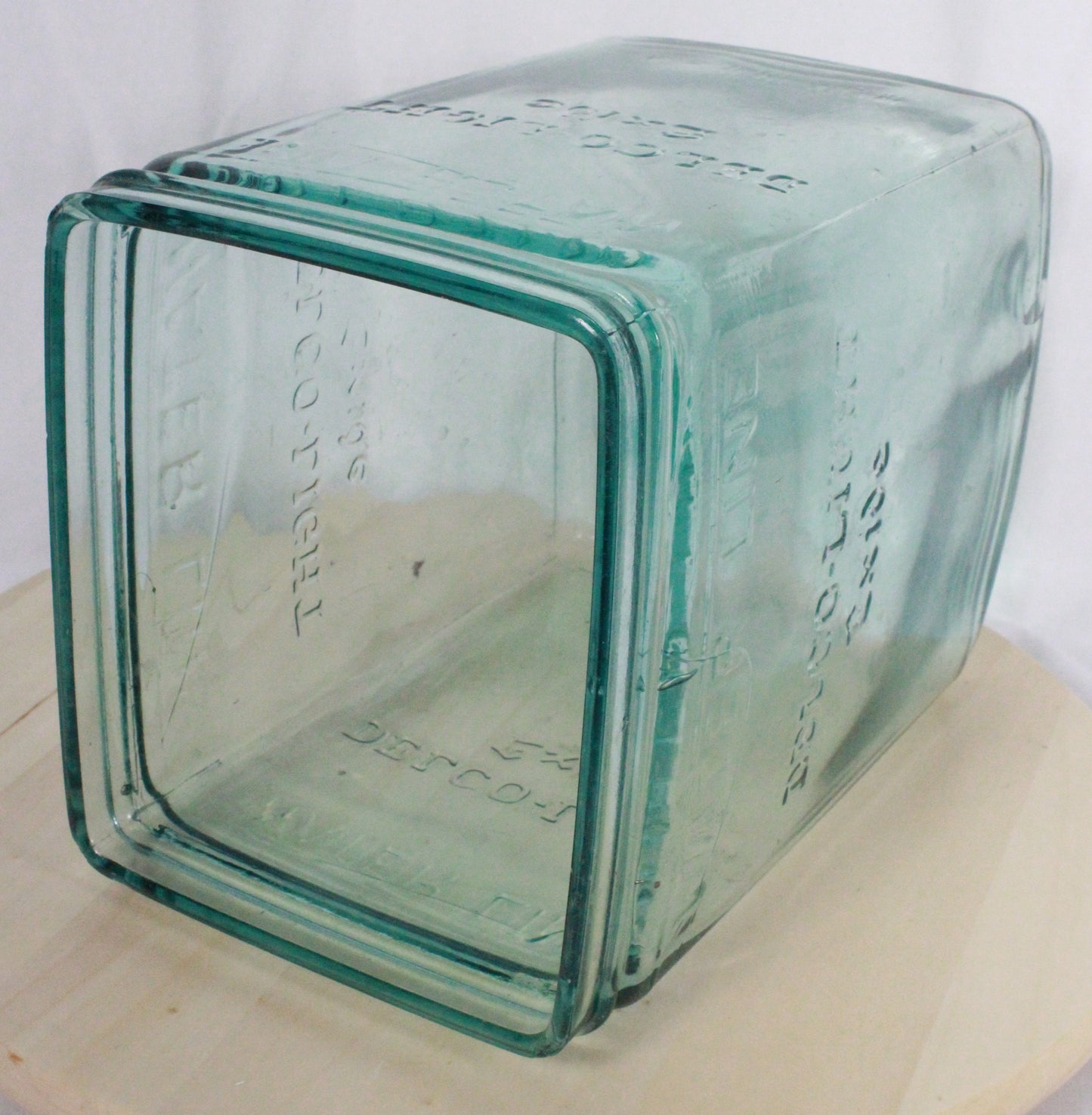 Vintage Aqua Glass Delco-Light Exide Battery