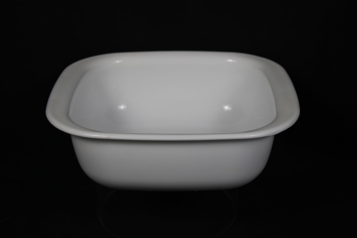 Corning Ware Simply Lite 1.5-Quart White Glass Bakeware Casserole Dish