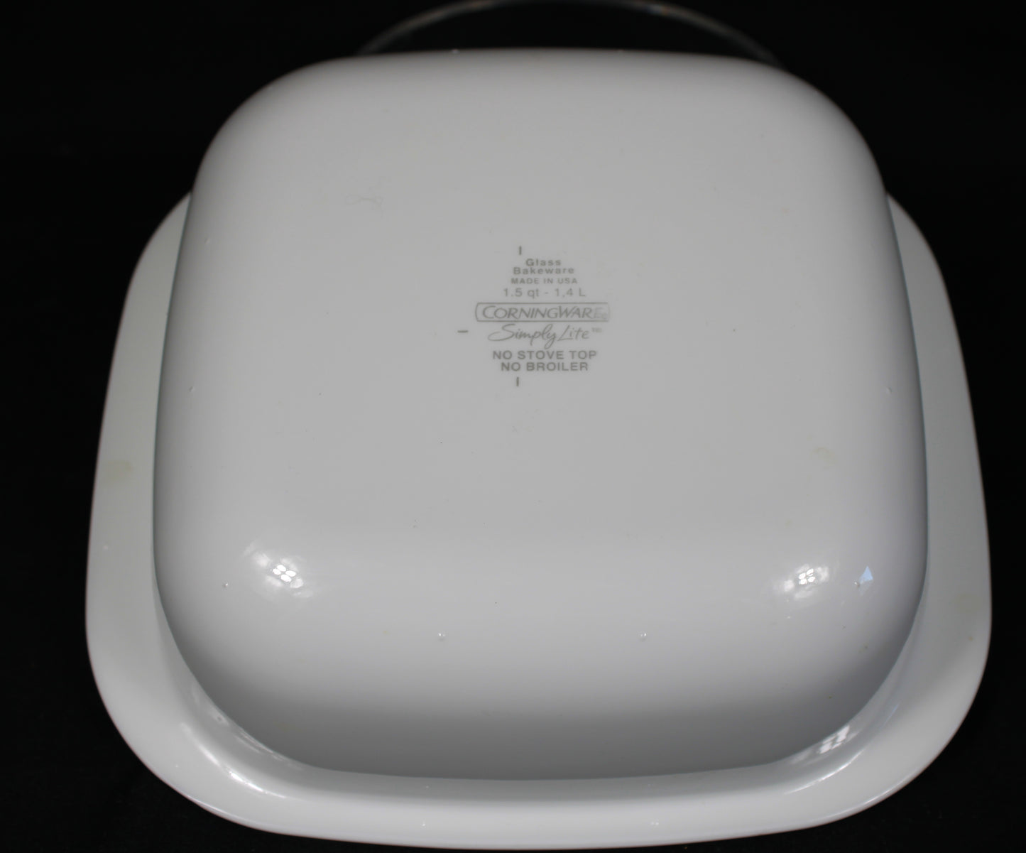 Corning Ware Simply Lite 1.5-Quart White Glass Bakeware Casserole Dish