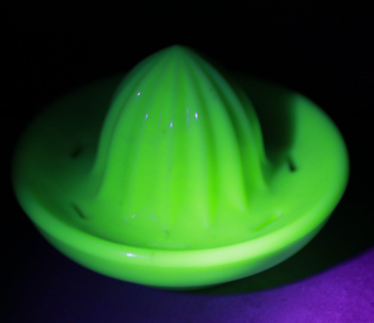 Uranium Custard Glass Citrus Juicer Reamer Insert