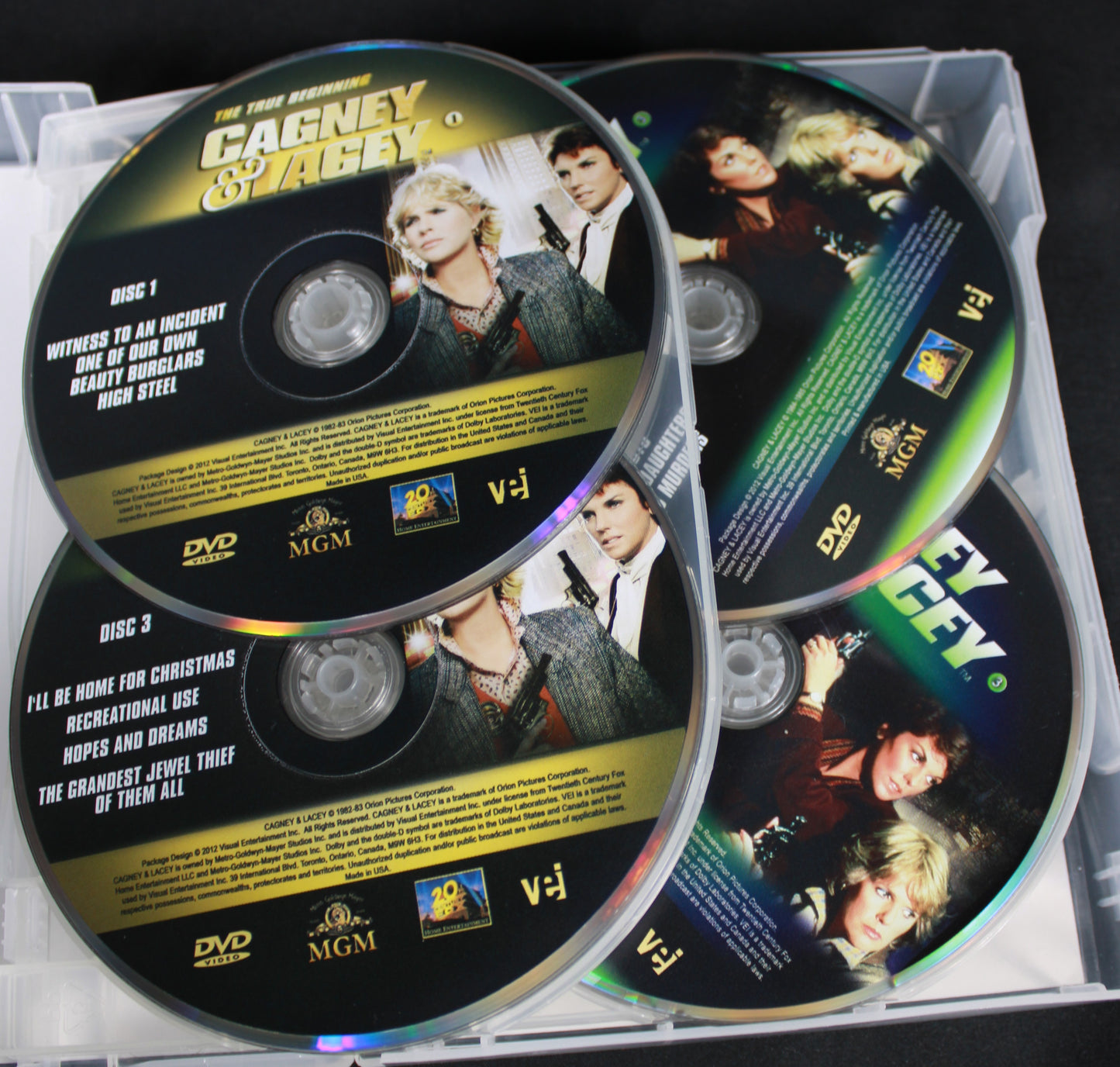 LOOK AT!!!! Cagney & Lacey The Complete Series 30th Anniversary 23-DVD Box Set