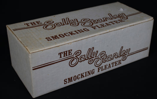 Vintage Sally Stanley Smocking Pleater - 24 Row Needle Capacity