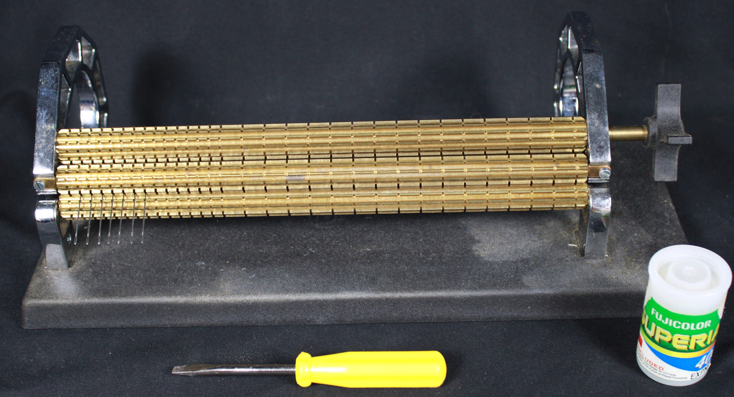 Vintage Sally Stanley Smocking Pleater - 24 Row Needle Capacity