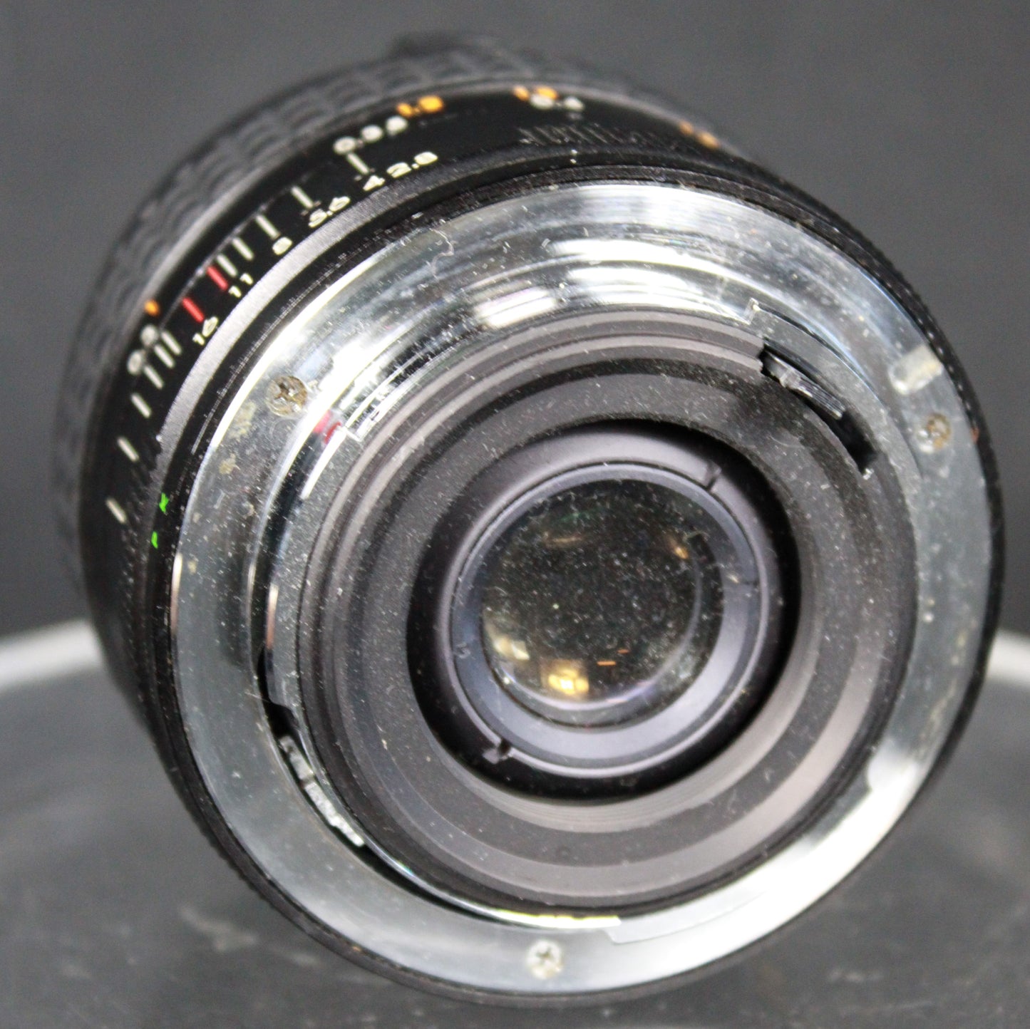 Makinnon Multi-Coated 28mm f/2.8 Wide-Angle Lens with 55mm Front Cap