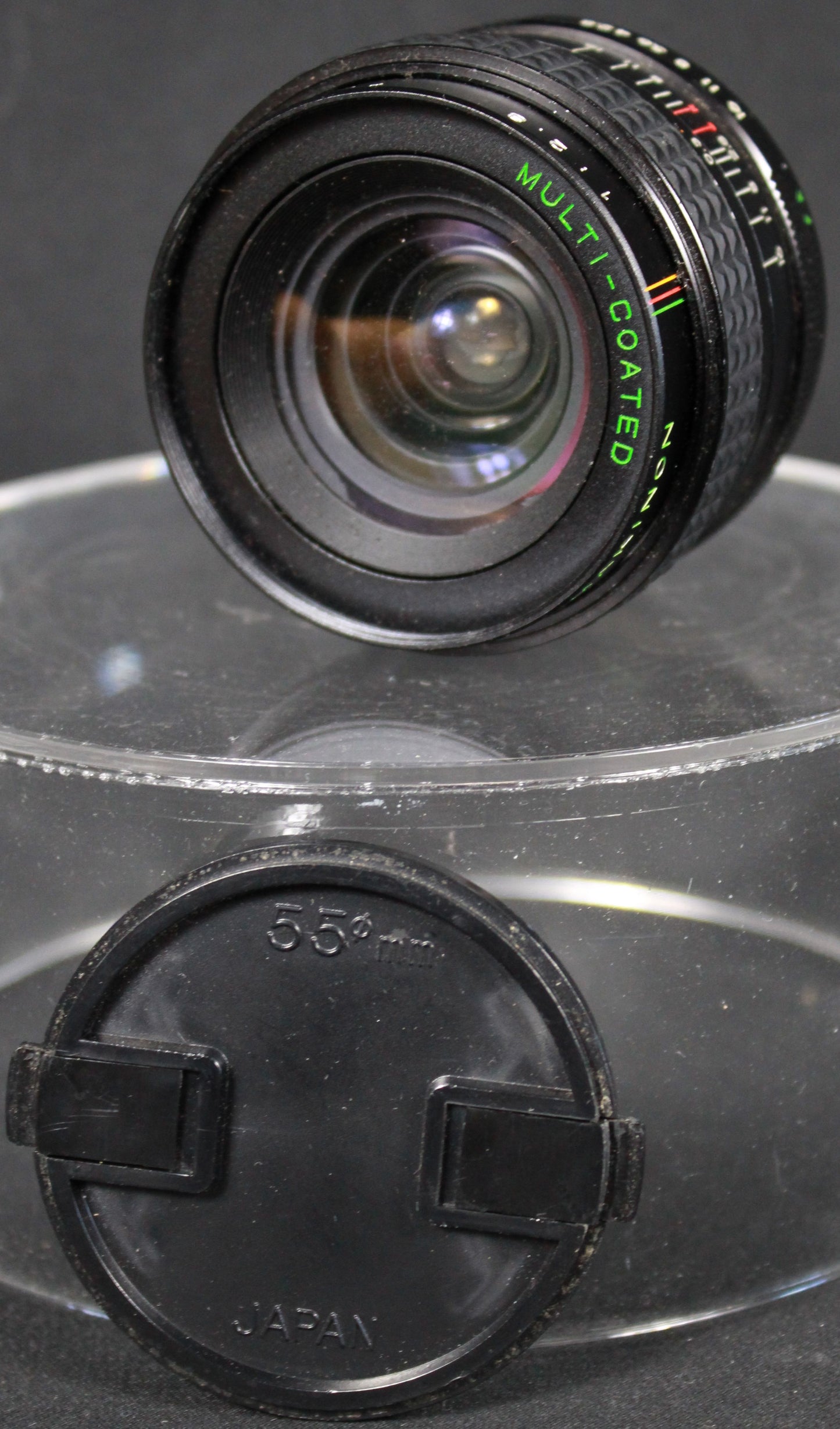 Makinnon Multi-Coated 28mm f/2.8 Wide-Angle Lens with 55mm Front Cap