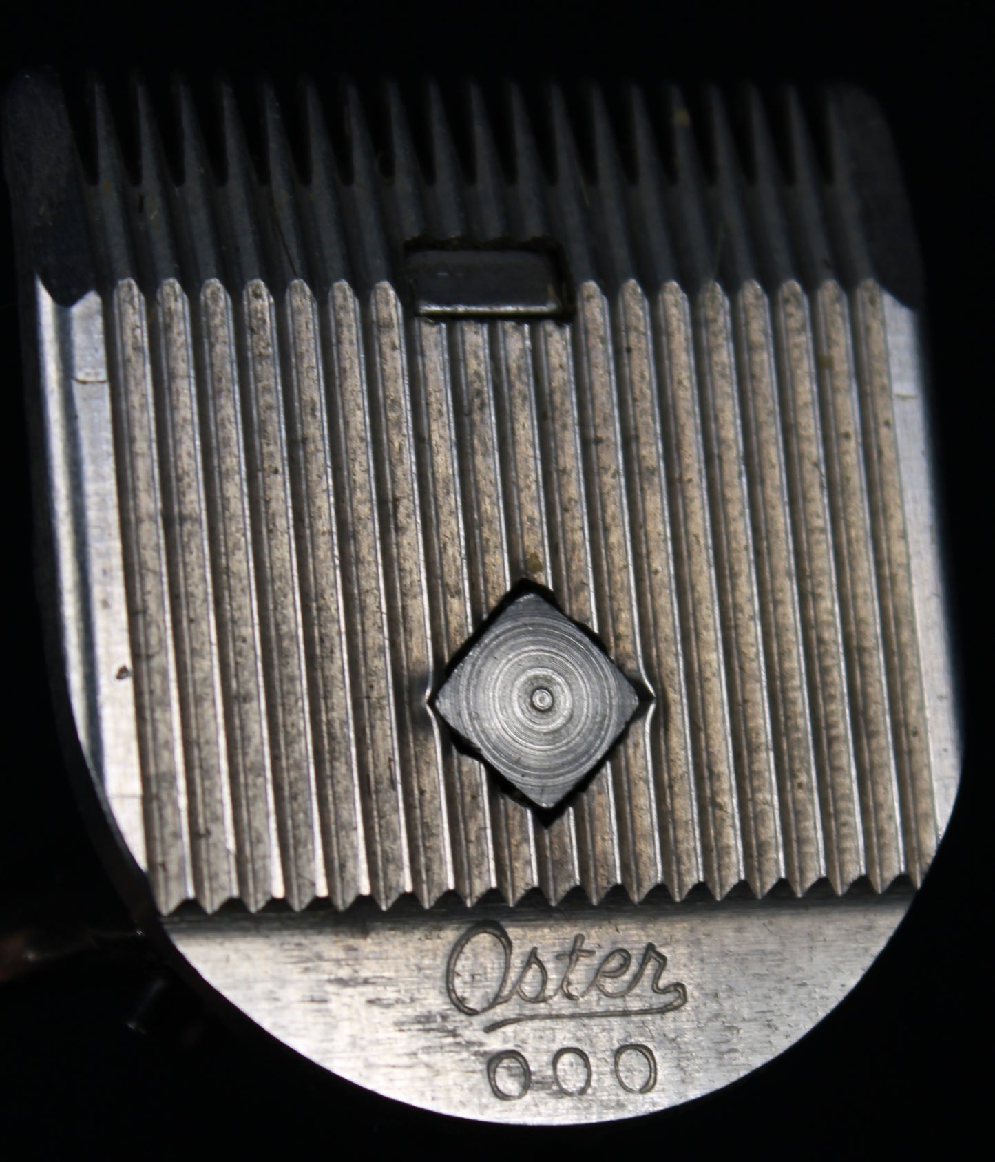 Vintage Barber Chic: Antique Oster No 000 Manual Hand Clippers with Original Box