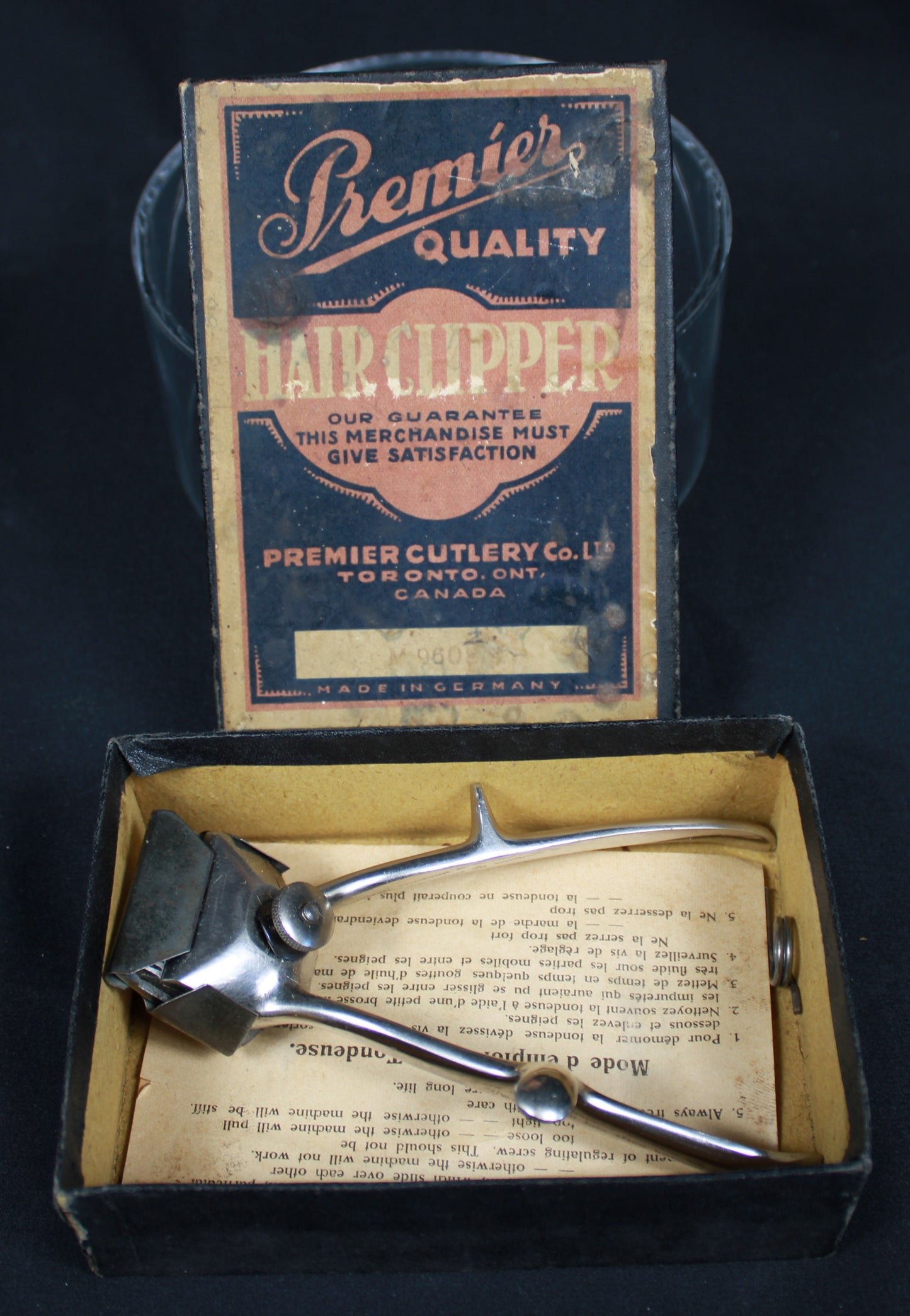 Antique Premier Cutlery Co. No.9608 Barber Hair Clippers with Original Box