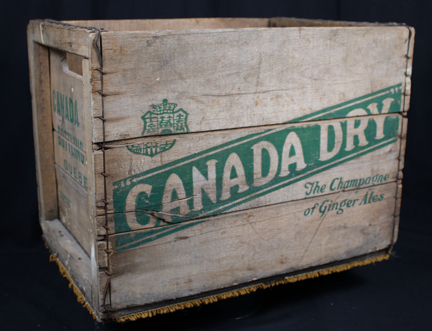 Vintage 1960 Canada Dry Wooden Ginger Ale Soda Crate