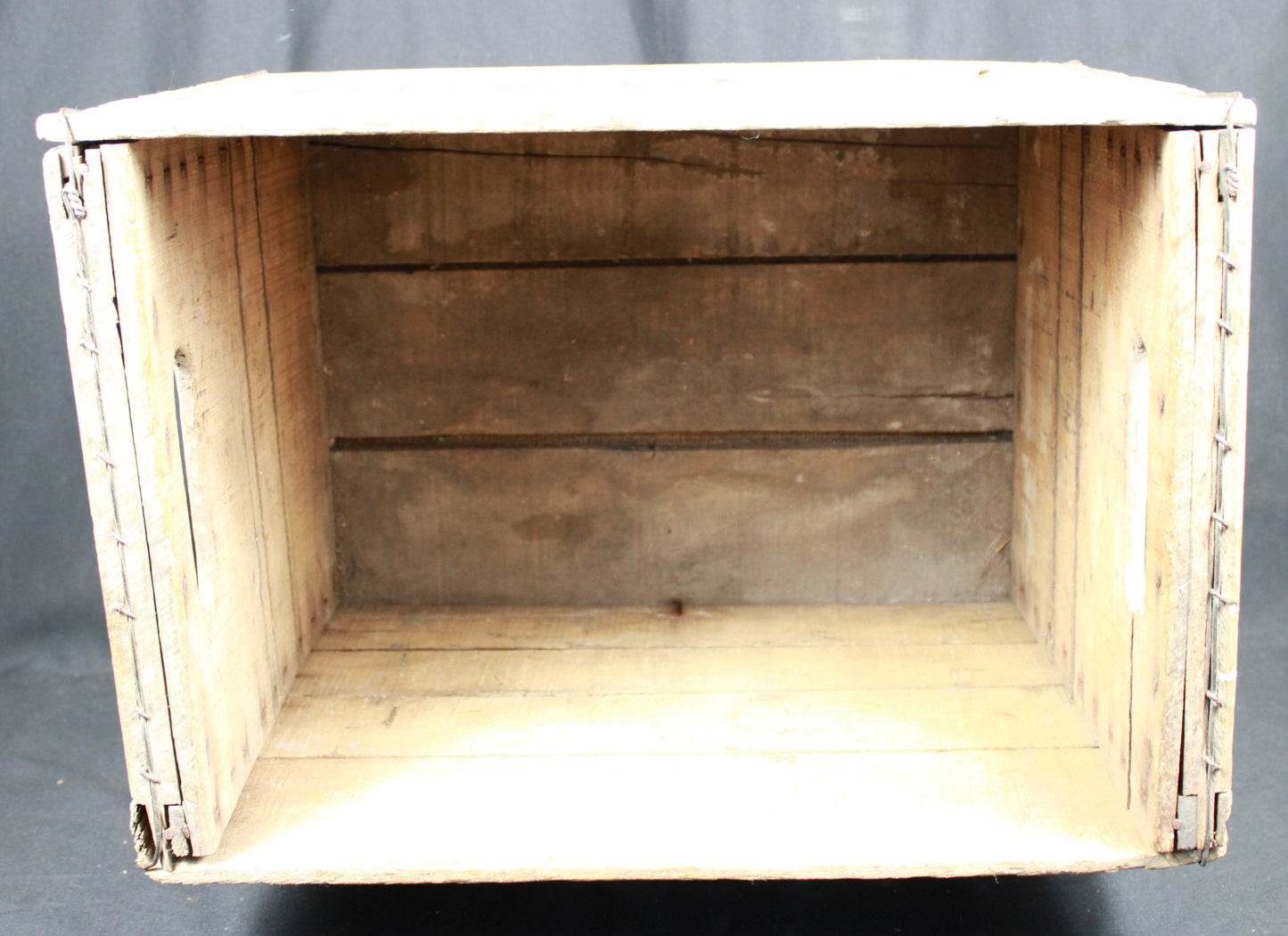 Vintage 1960 Canada Dry Wooden Ginger Ale Soda Crate