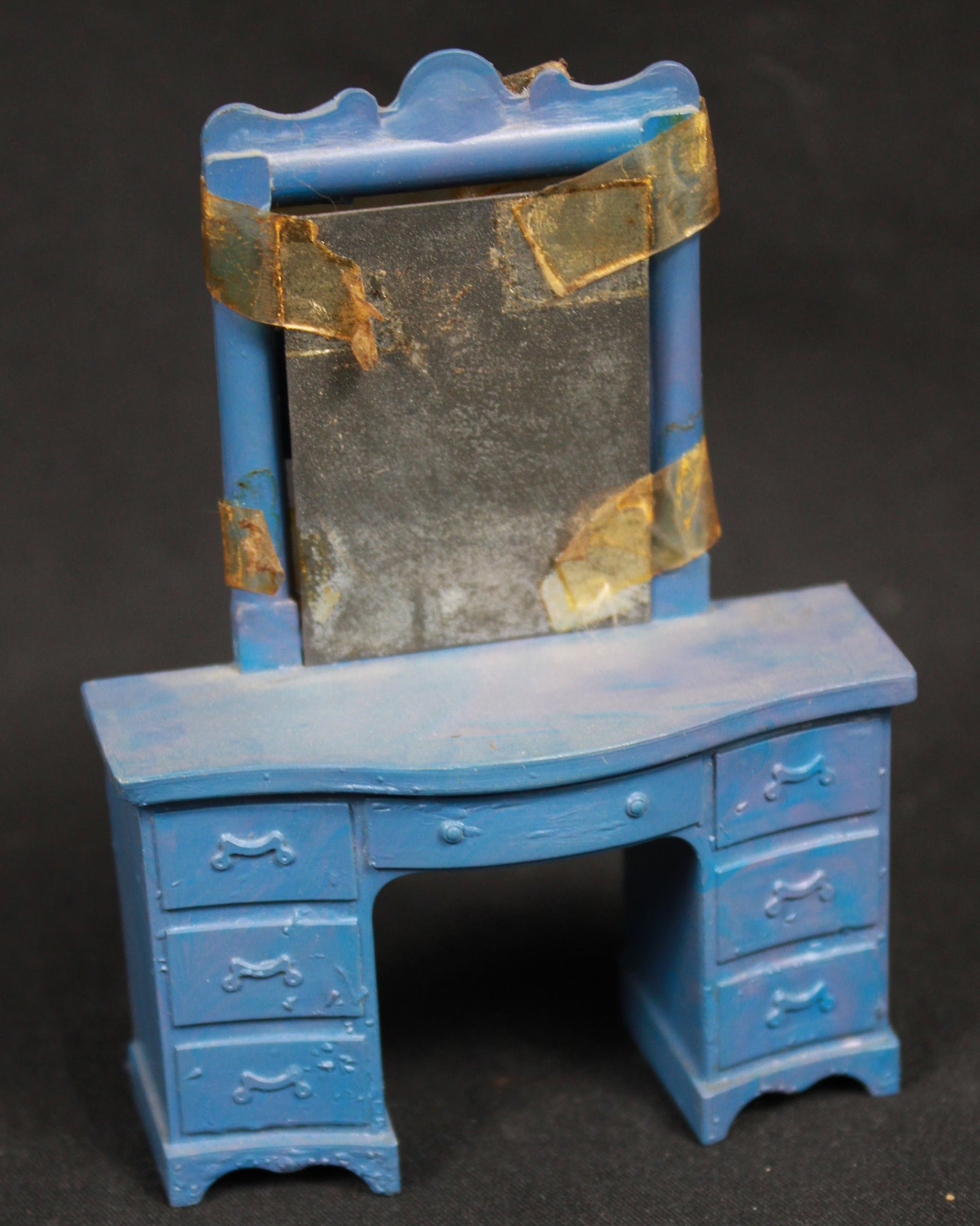 Vintage Marx Litho Tin Dollhouse with Superior Plastic Furniture Lot