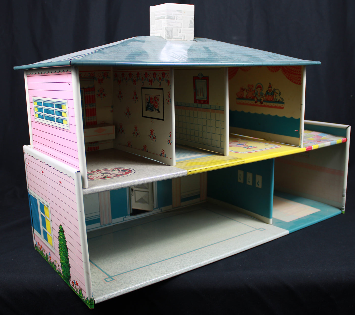 Vintage Marx Litho Tin Dollhouse with Superior Plastic Furniture Lot