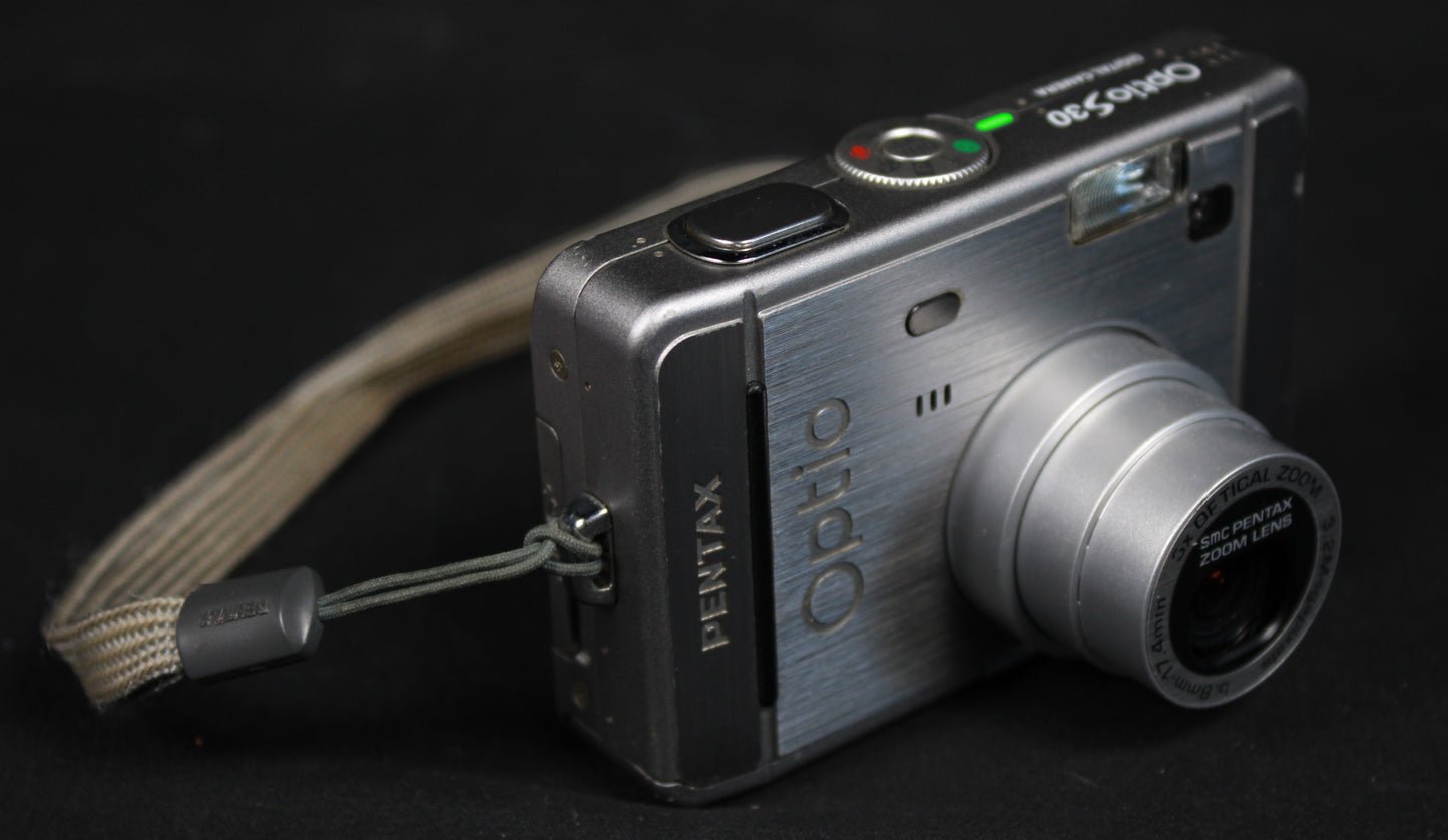 Pentax Optio S30 3.2MP Vintage Digital Compact Camera