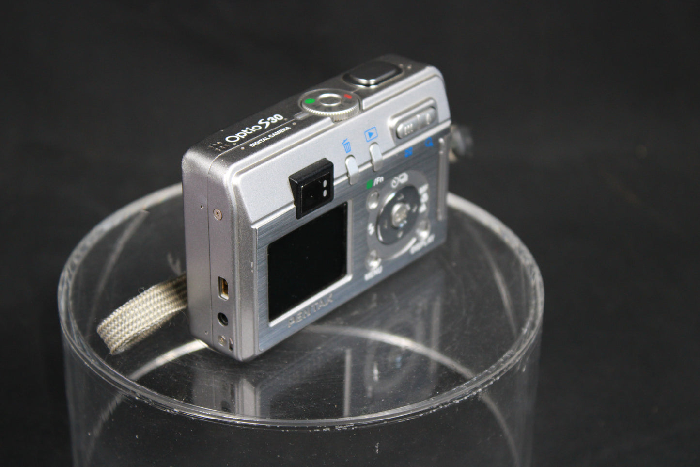 Pentax Optio S30 3.2MP Vintage Digital Compact Camera