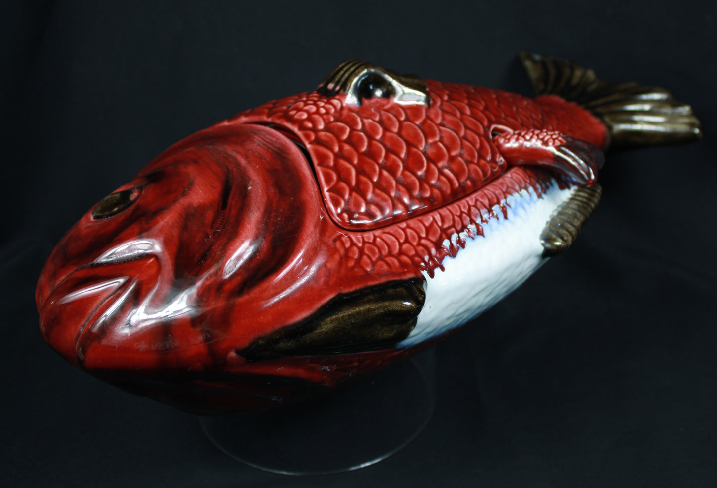 Ceramic Fish Soup Tureen with Matching Lid and Ladle 3 Piece Set