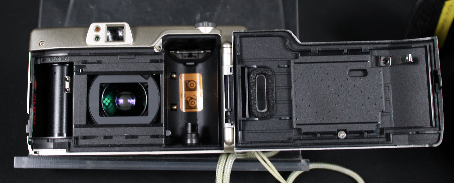 Nikon Lite Touch Zoom 70Ws AF 35mm Point and Shoot Film Camera with Case