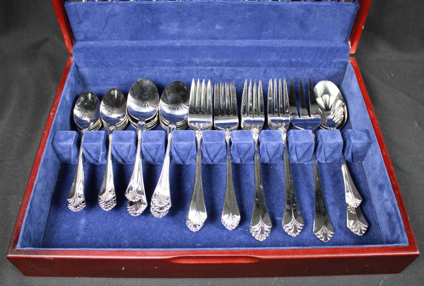 International Stainless Deep Silver Flatware Set with Wooden Storage Chest