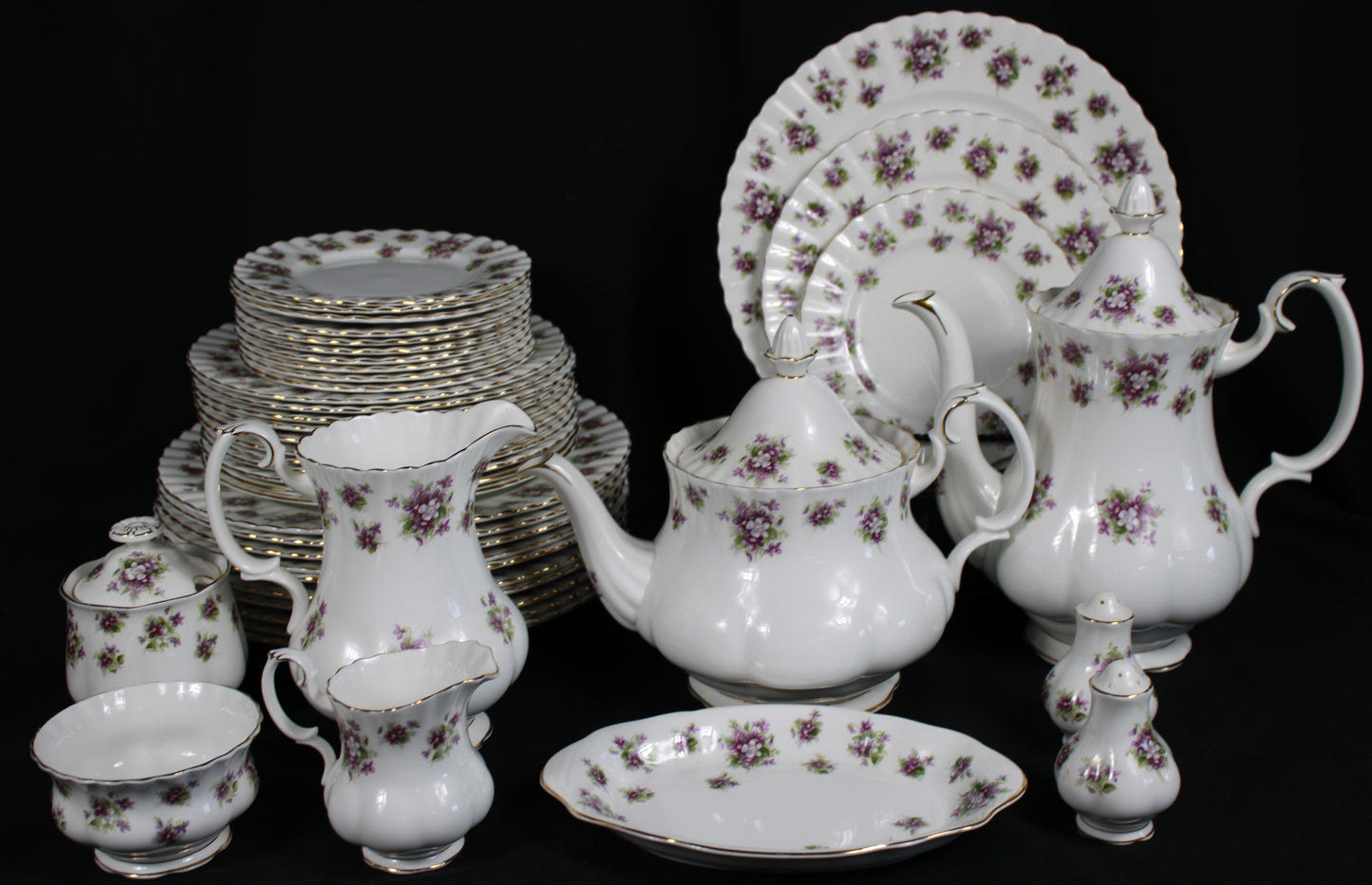 Royal Albert Sweet Violets Fine Bone China Dinnerware Set