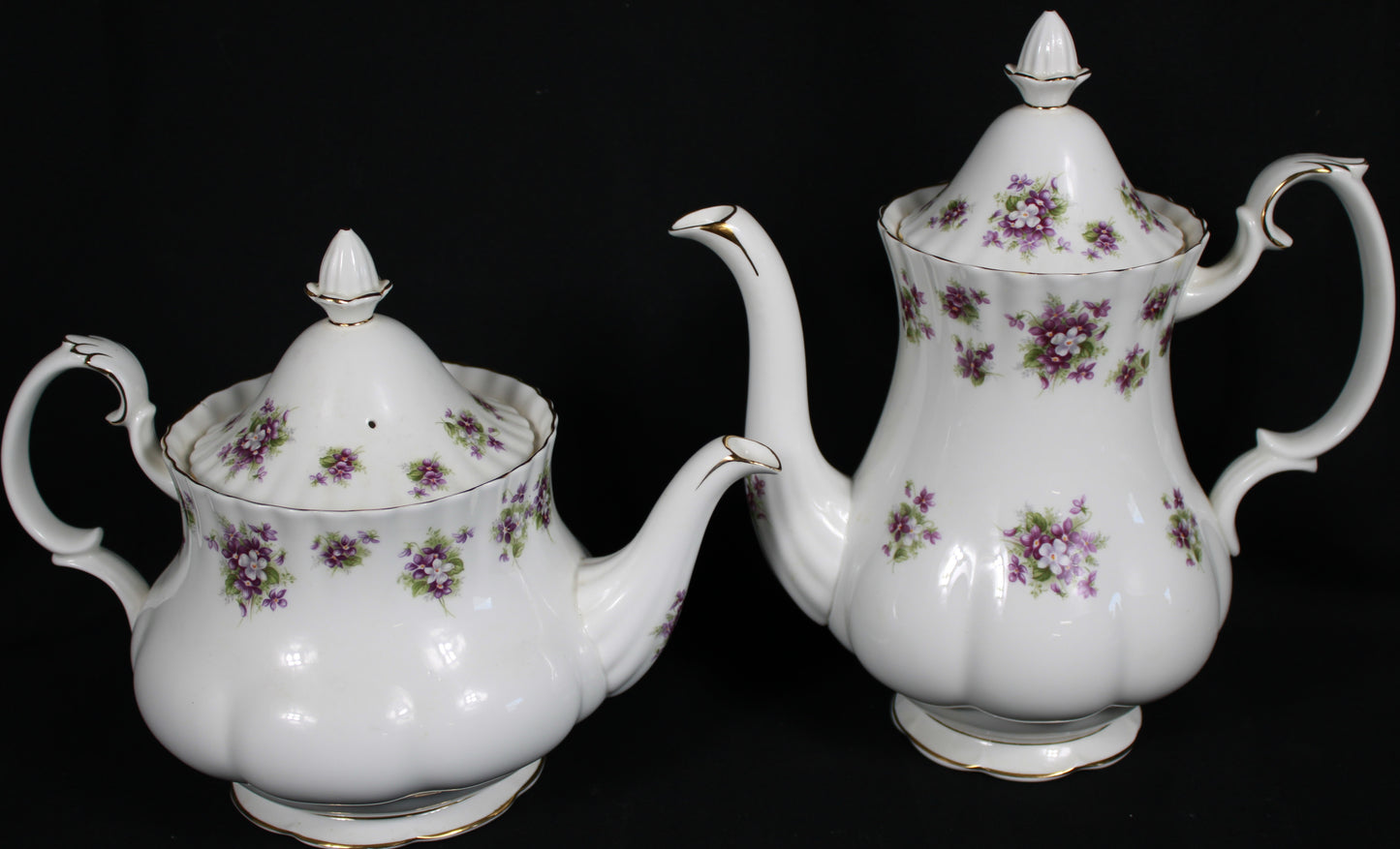 Royal Albert Sweet Violets Fine Bone China Dinnerware Set