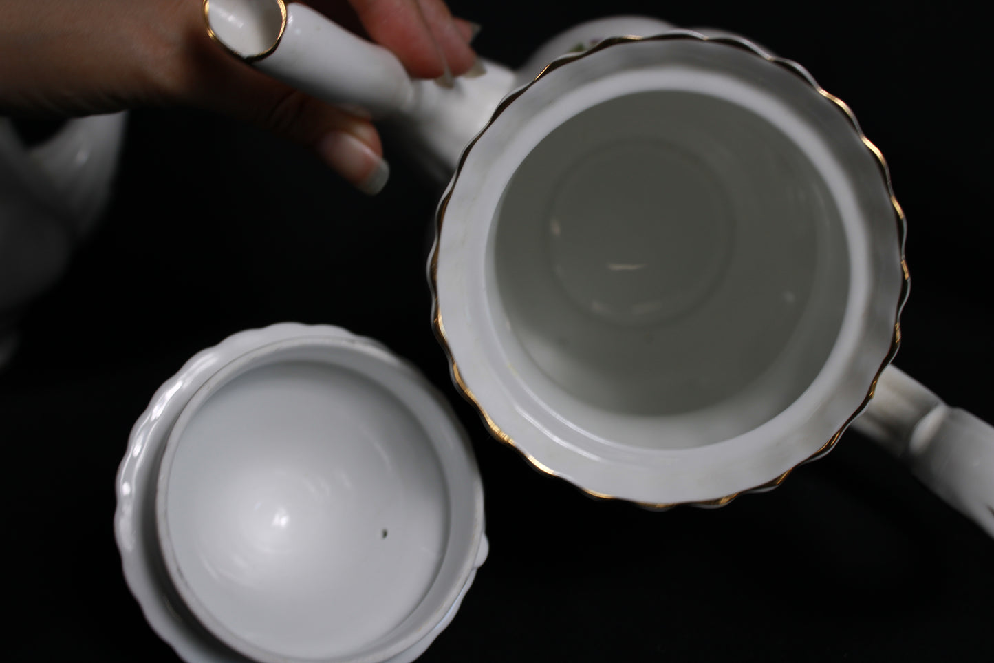 Royal Albert Sweet Violets Fine Bone China Dinnerware Set