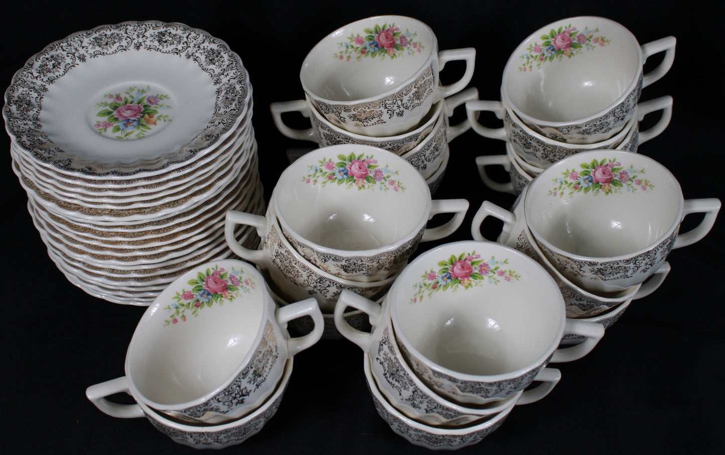 Limoges USA Rosalie Dinnerware Set - Warranted 22K Gold 126pcs