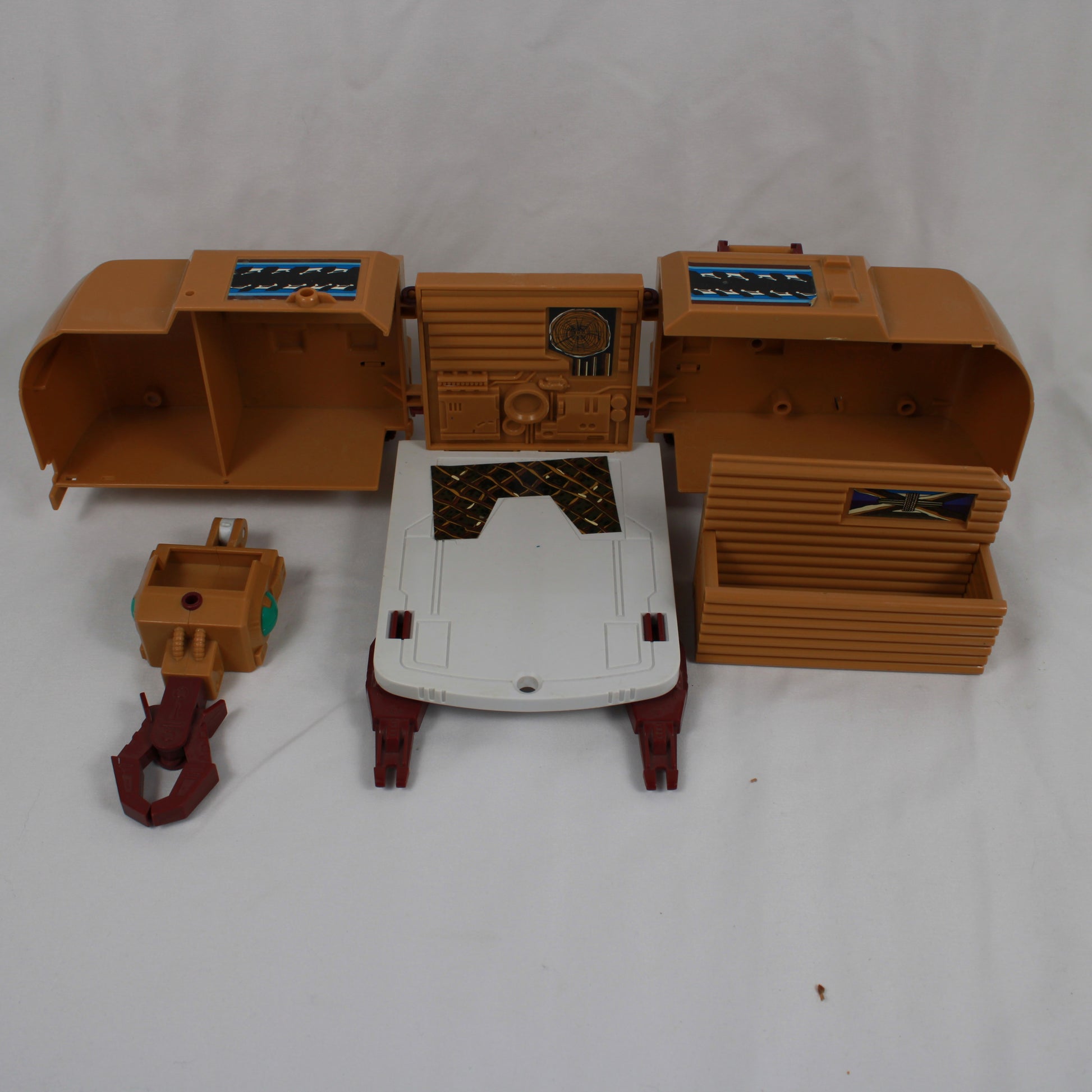 1987 Hasbro and Takara Battle Beasts transforming tracked vehicle