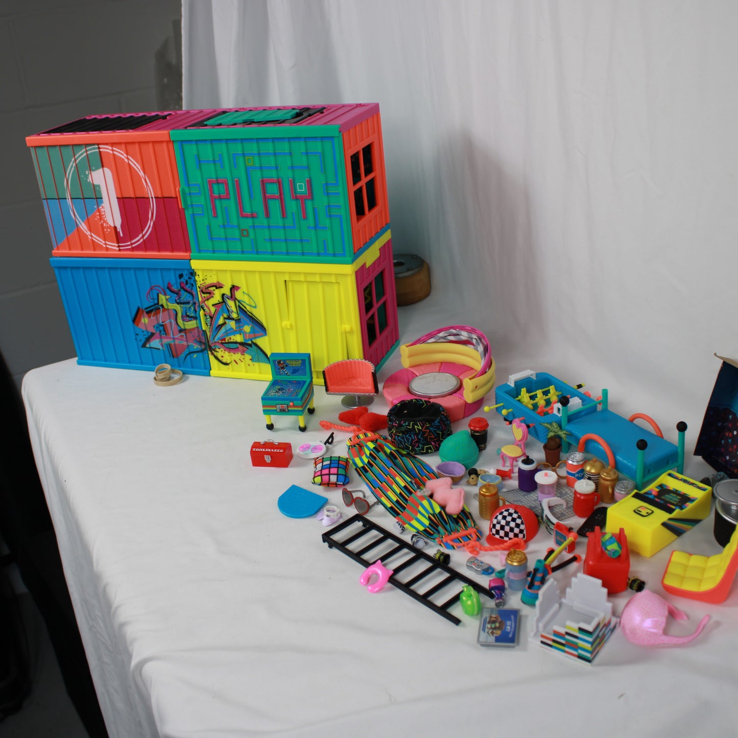 L.O.L. Surprise! Clubhouse Playset with 40+ Accessories