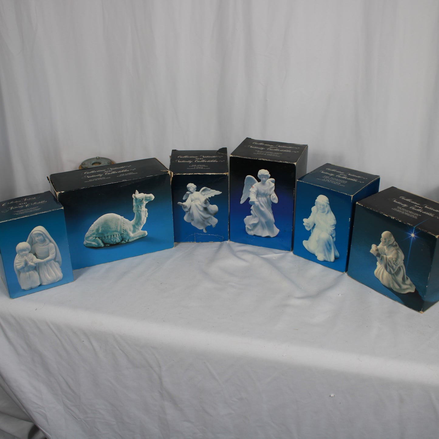 Vintage Avon Nativity Collectibles White Porcelain Figurine 17-Piece Set with Boxes