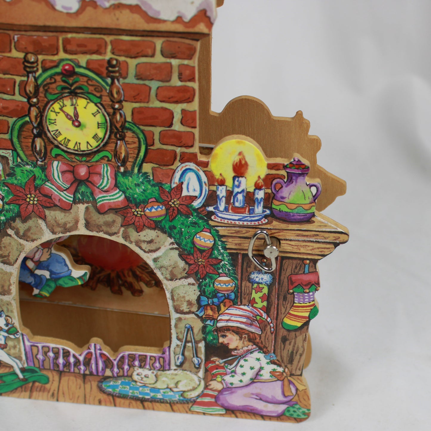 Vintage 3D Animated Wooden Santa in Chimney Fireplace Wind Up Music Box