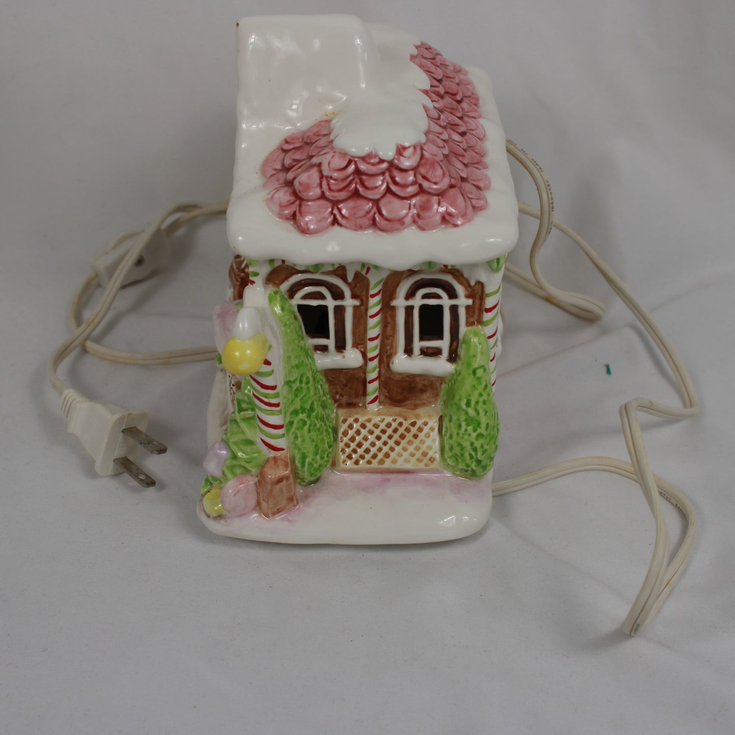 1993 Schmid Gingerbread Junction Lighted Ceramic Christmas Village