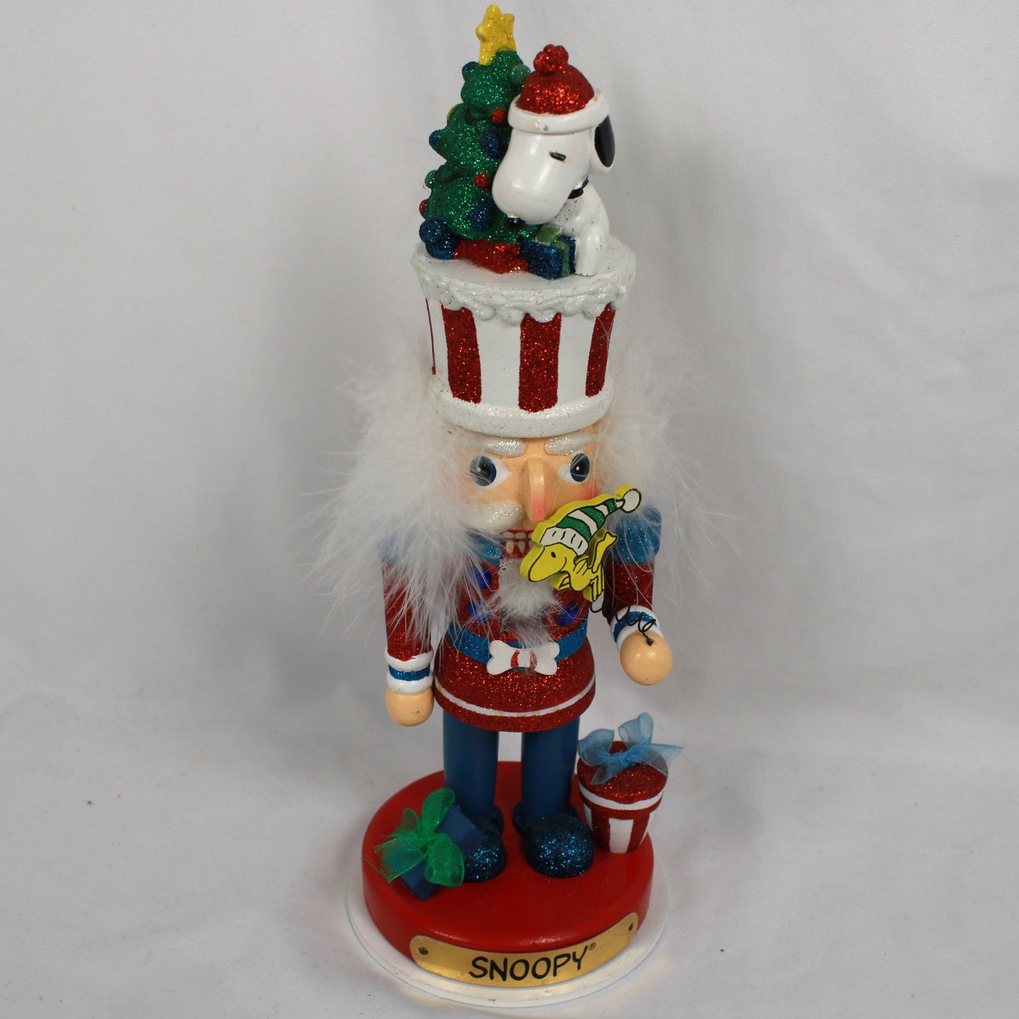 2012 Peanuts Worldwide Snoopy Wooden Christmas Nutcracker