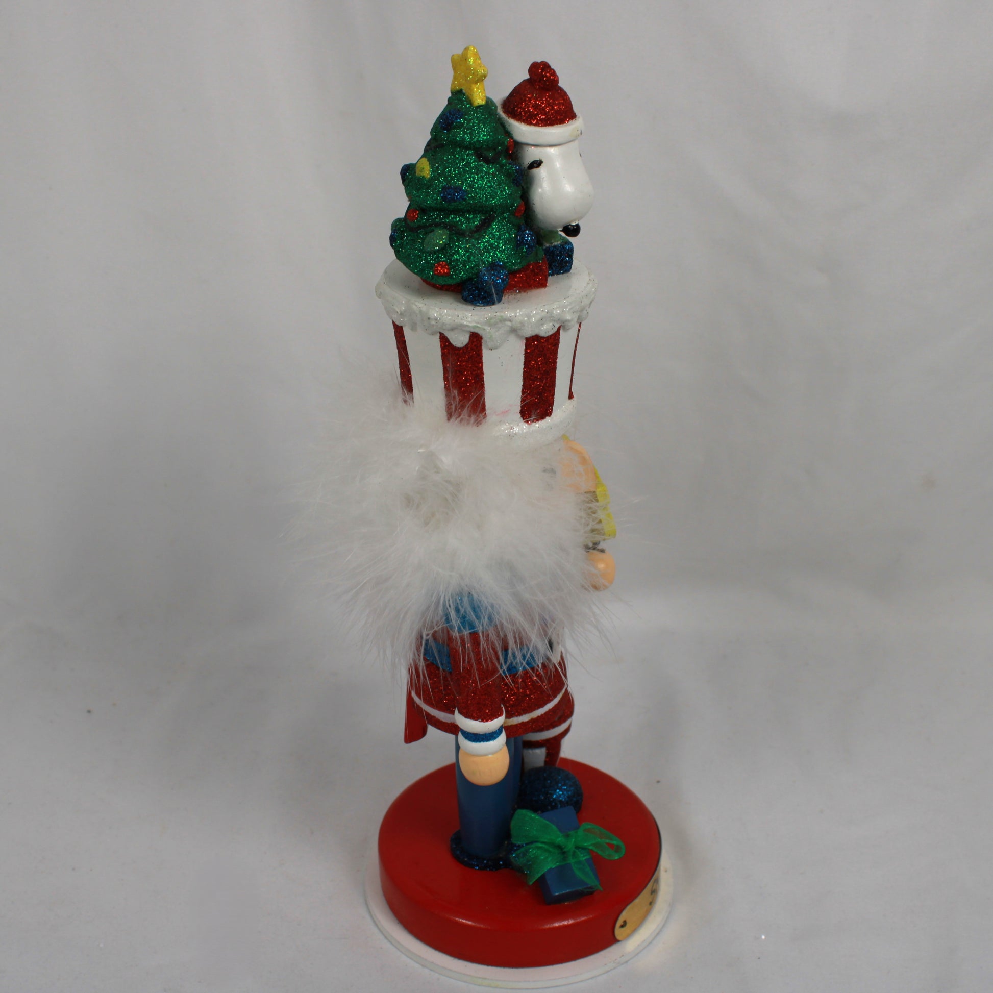 2012 Peanuts Worldwide Snoopy Wooden Christmas Nutcracker