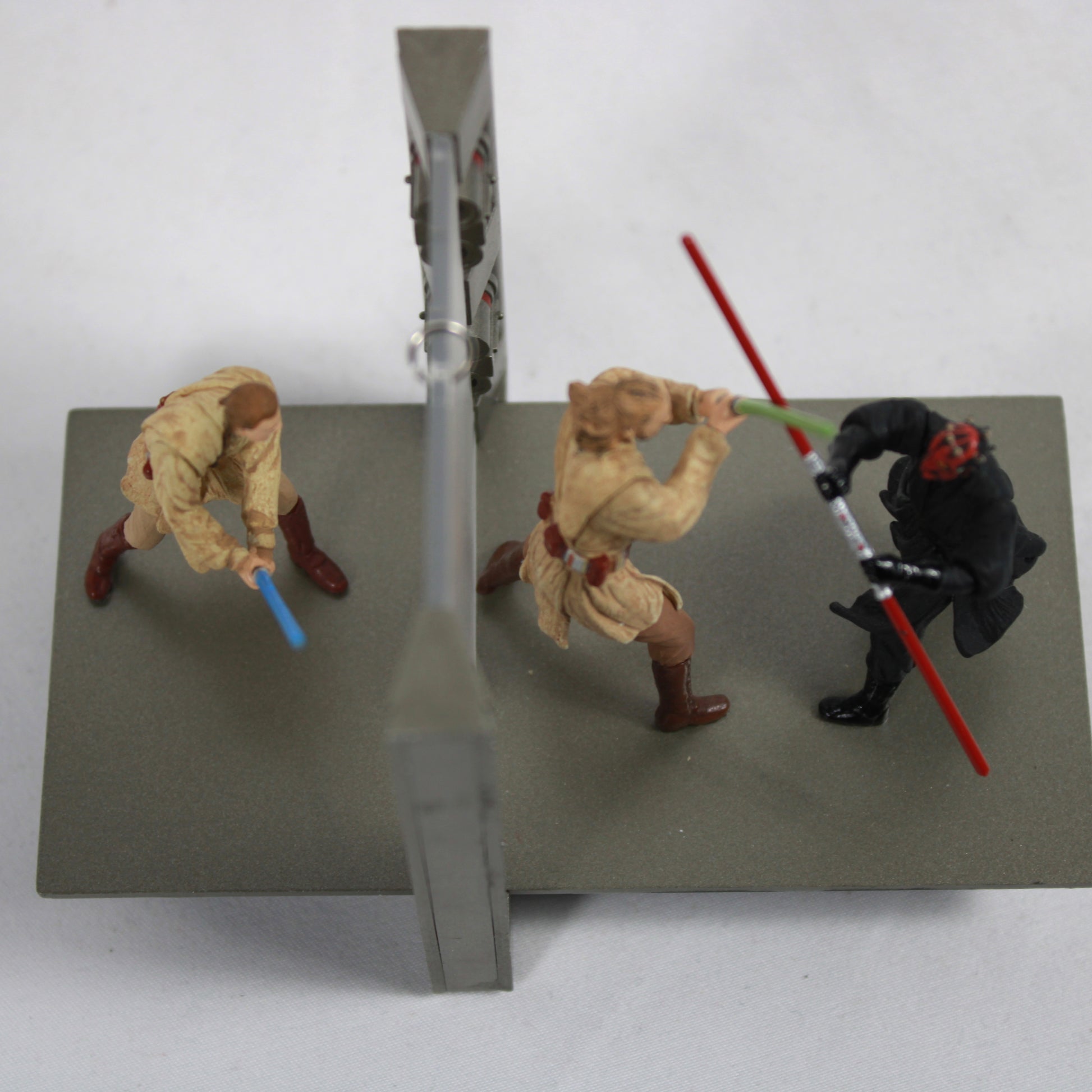 Hallmark Keepsake 2009 Star Wars A Deadly Duel Magic Ornament - The Phantom Menace Lights &Sound
