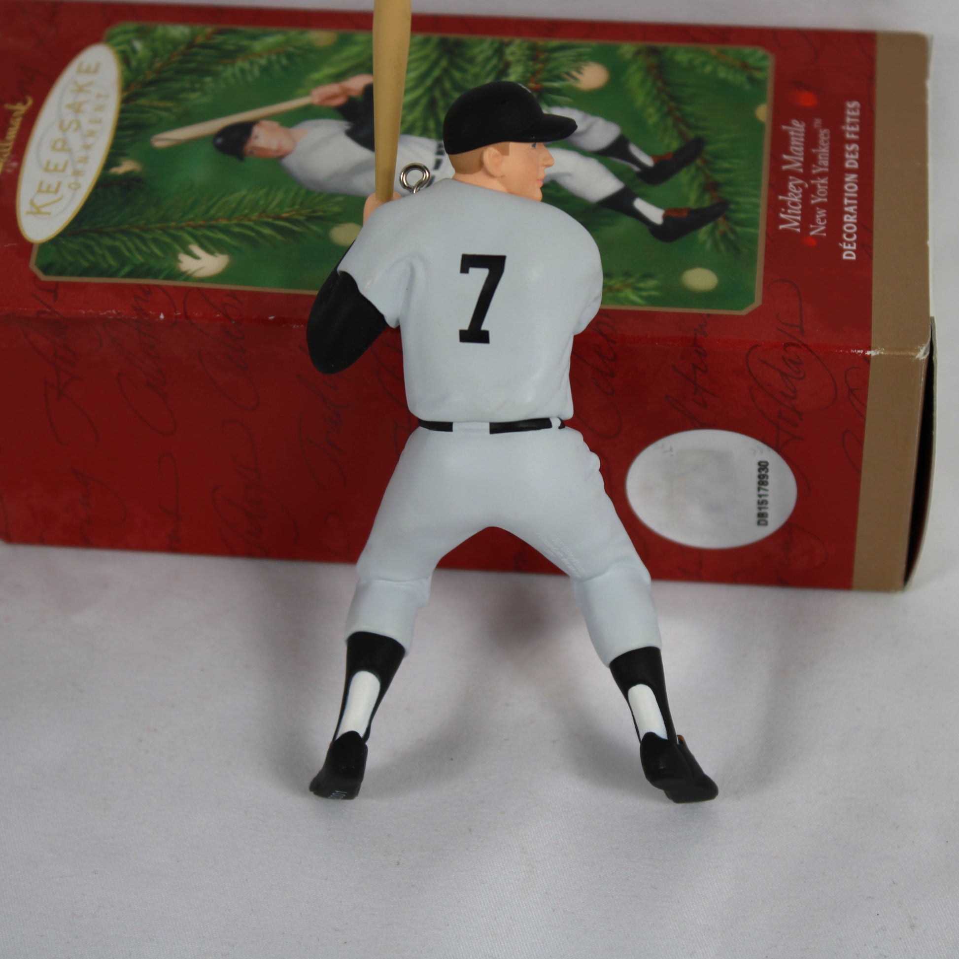 Hallmark Keepsake 2001 Mickey Mantle New York Yankees Christmas Ornament