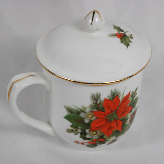 Sadler Windsor Fine Porcelain Poinsettia Christmas Mug with Lid