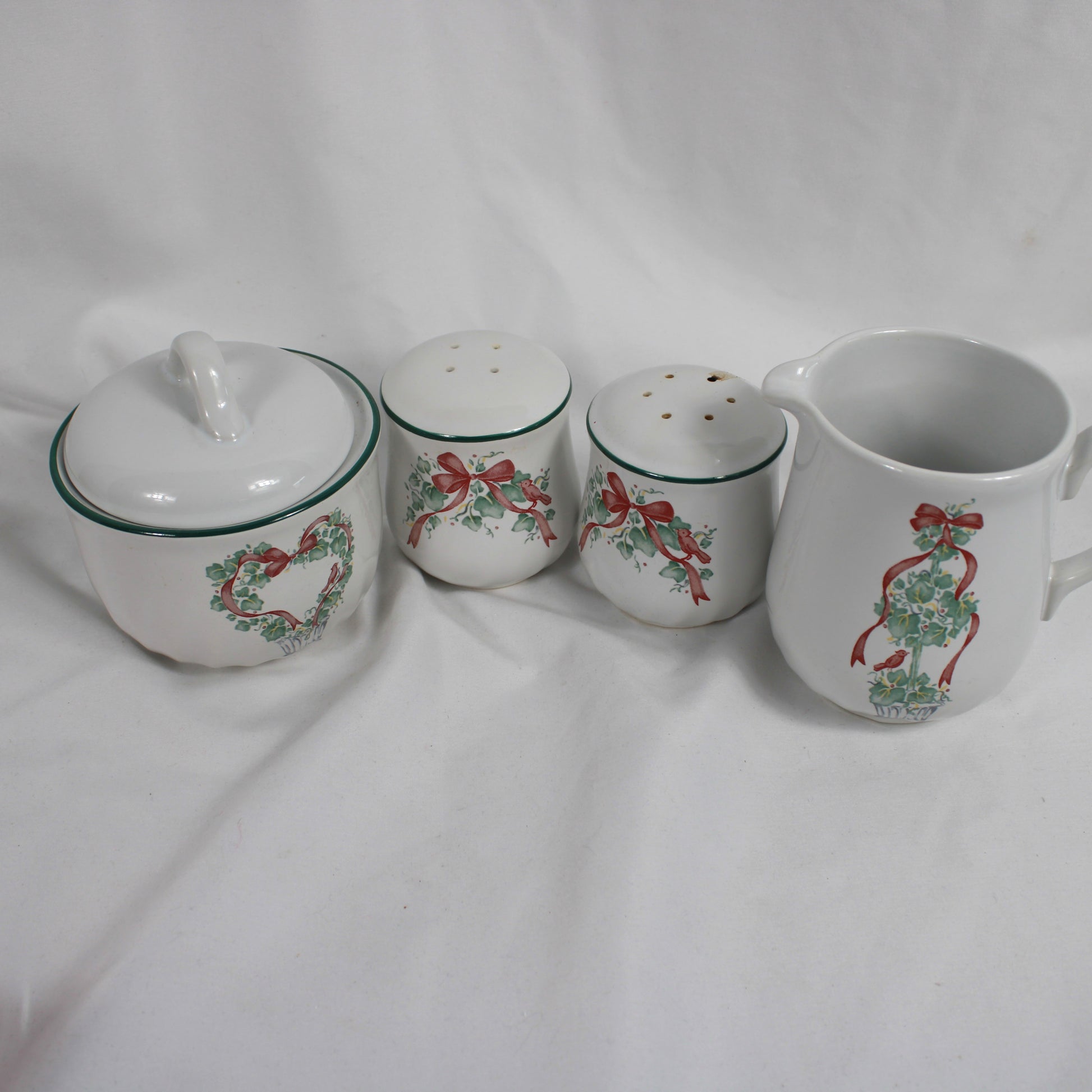 Corelle Coordinates Ivy and Ribbon Stoneware Cream Sugar and Salt Pepper Shaker Set